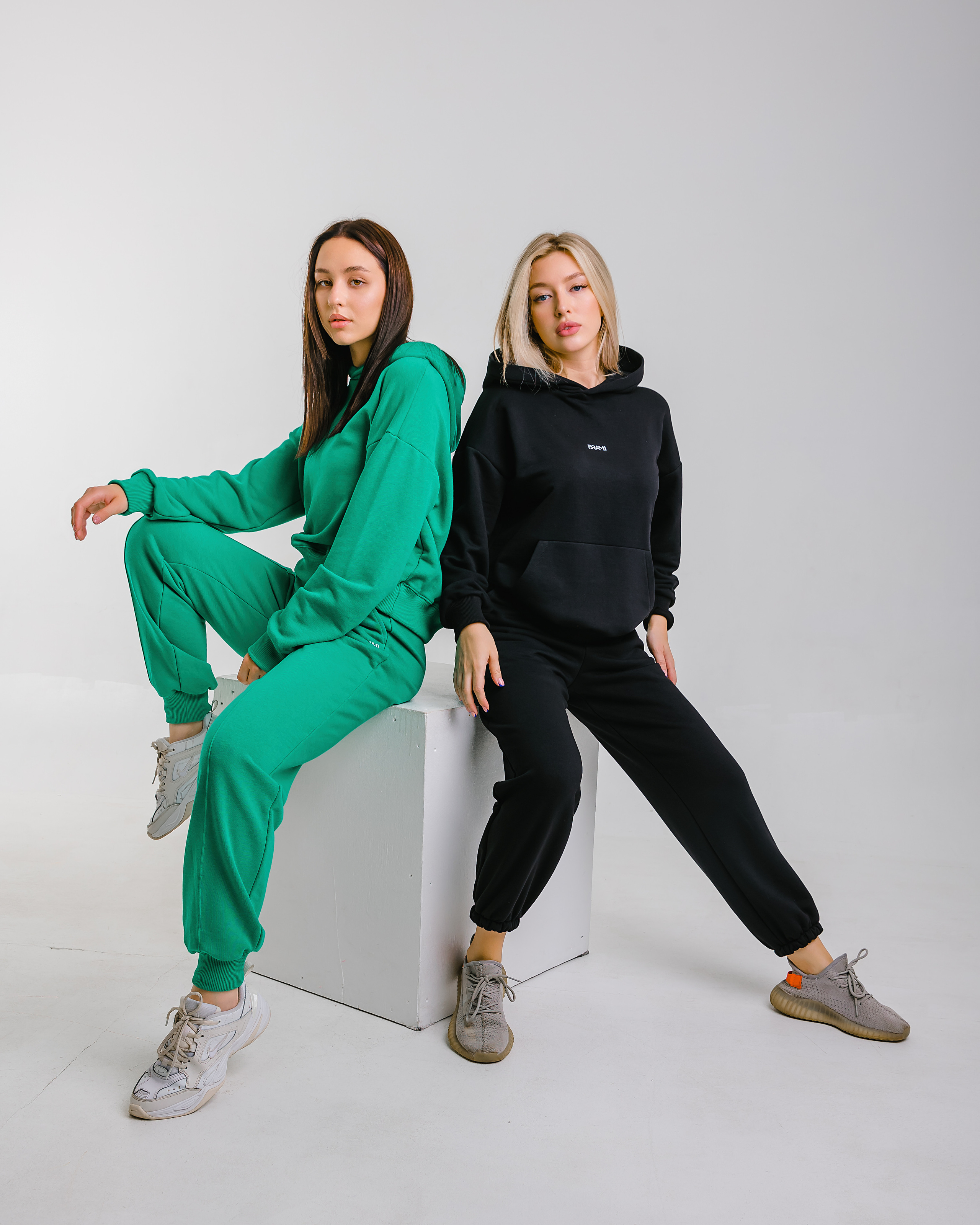 WB: Brami. Фотограф и видеограф в Улан-Удэ: Аюна Габагуева и Артём Шаханов