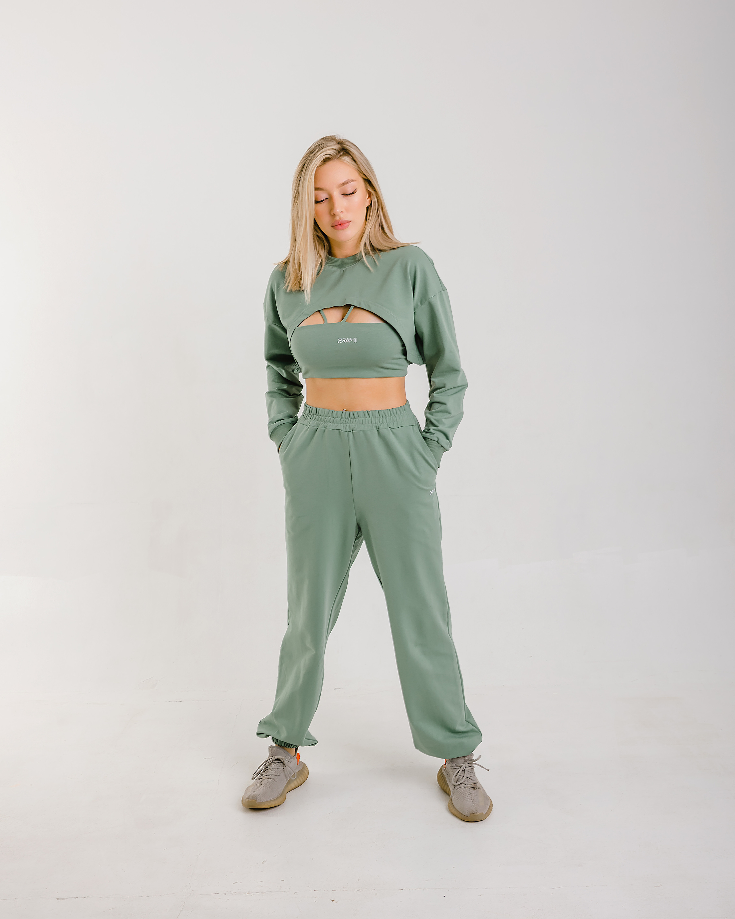 WB: Brami. Фотограф и видеограф в Улан-Удэ: Аюна Габагуева и Артём Шаханов