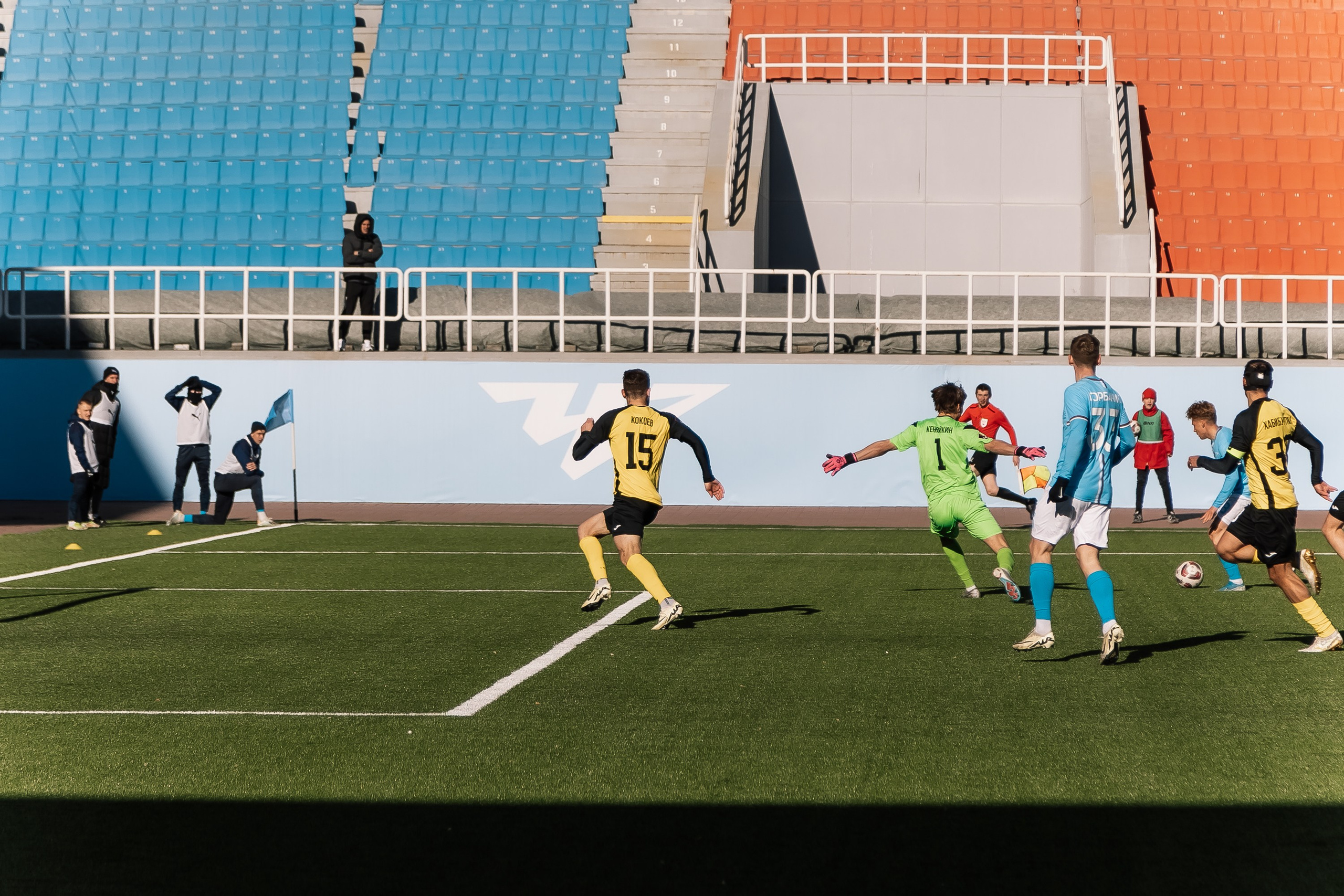 ФК Челябинск х ФК Волга. Репортажный фотограф Макс Брагин