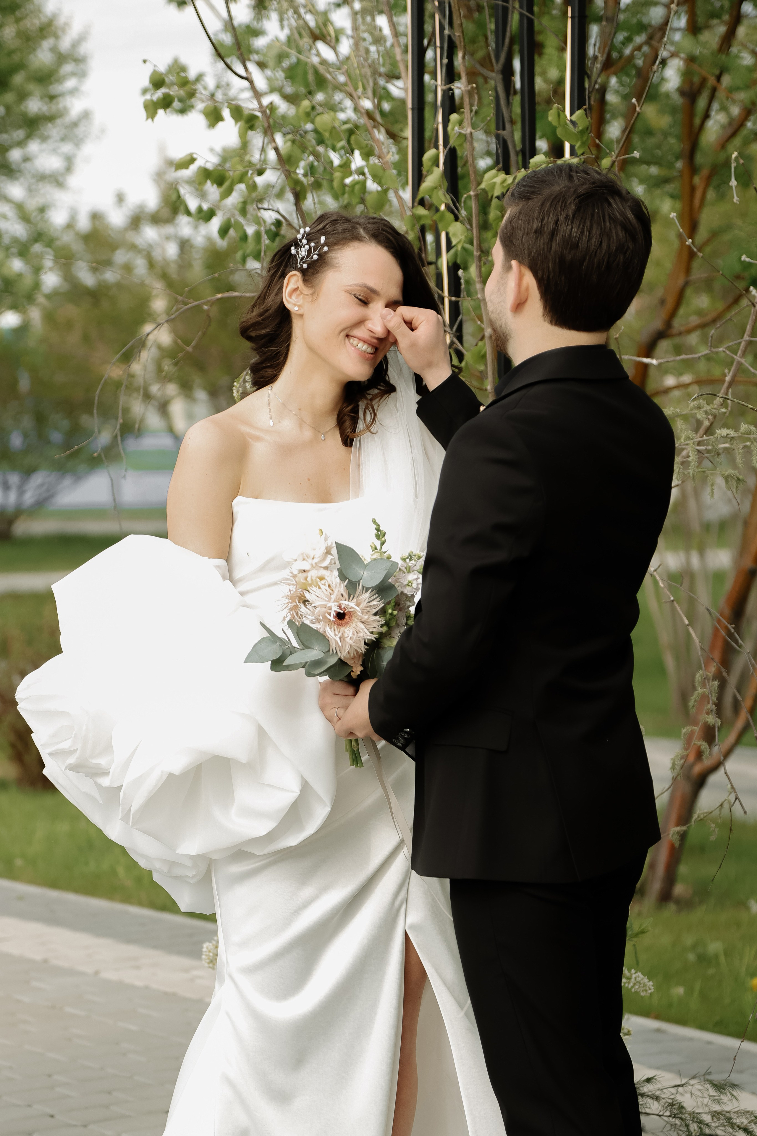 Земля смеётся цветами. Свадебный фотограф Челябинск Полина Чеботарь