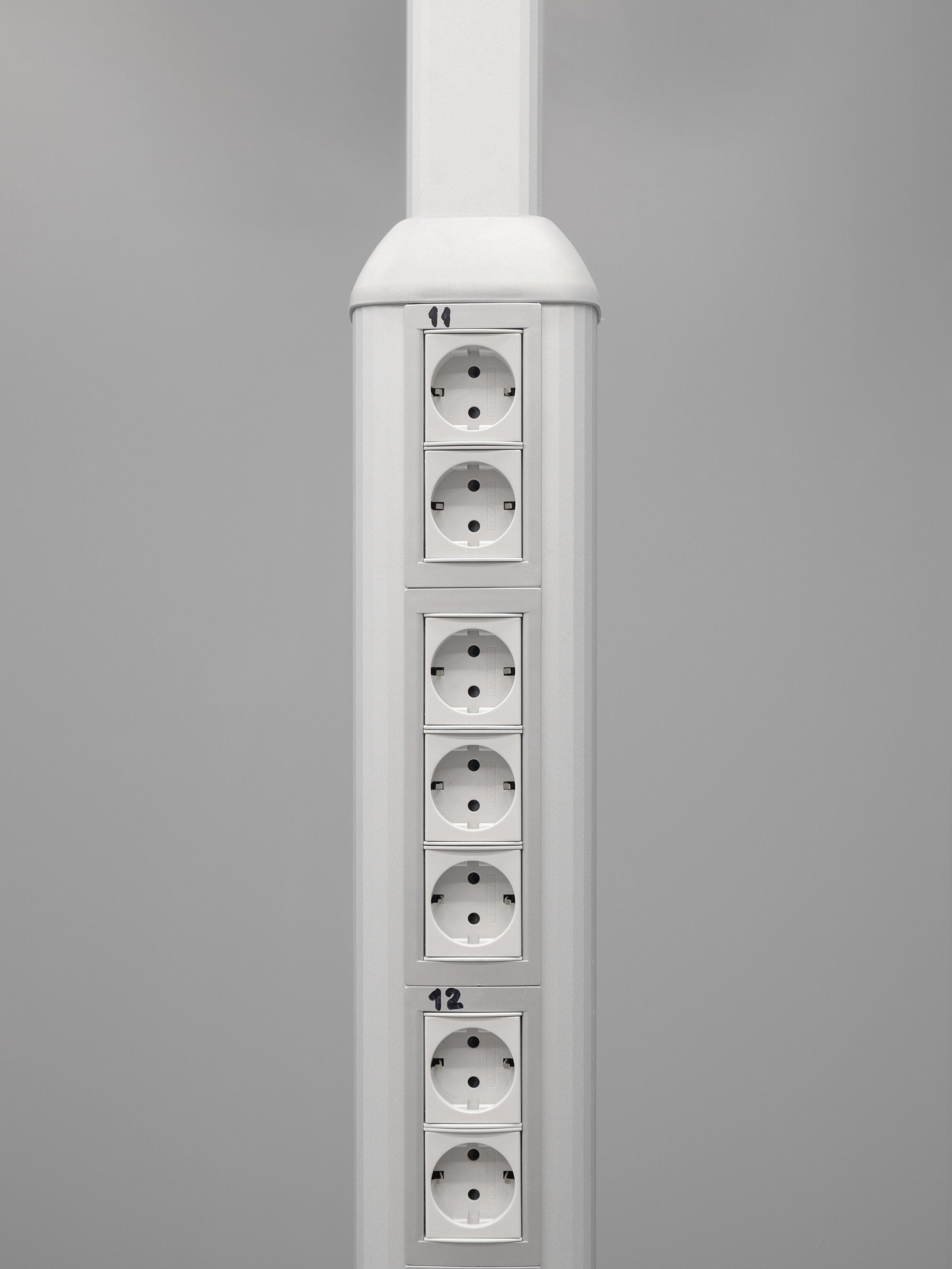 Editorial. Ksenia Inverse visual artist