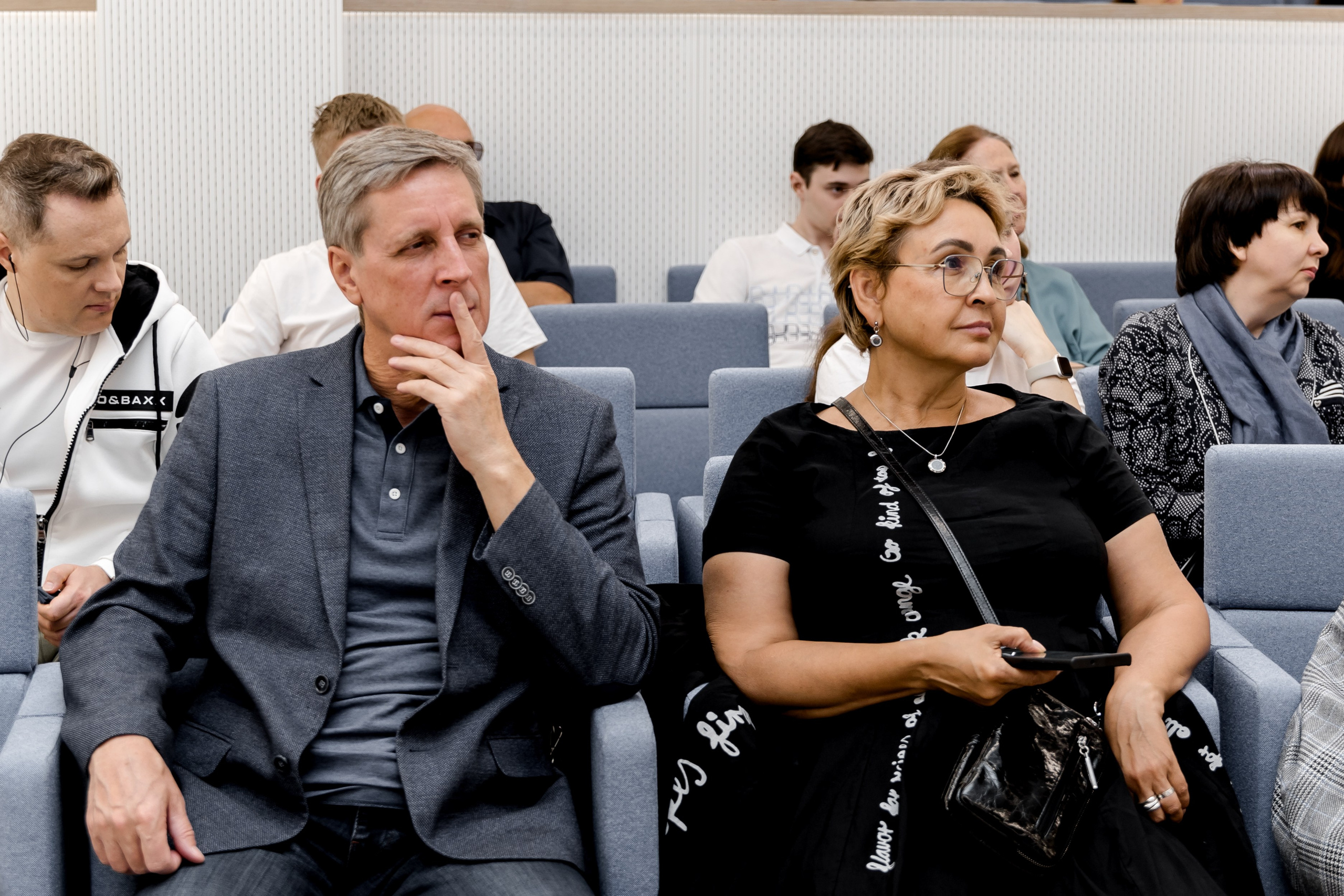 Презентация книги " В глубинах разума и веры. Гении науки о Боге». Свадебный/Портретный фотограф снимаю в Москве