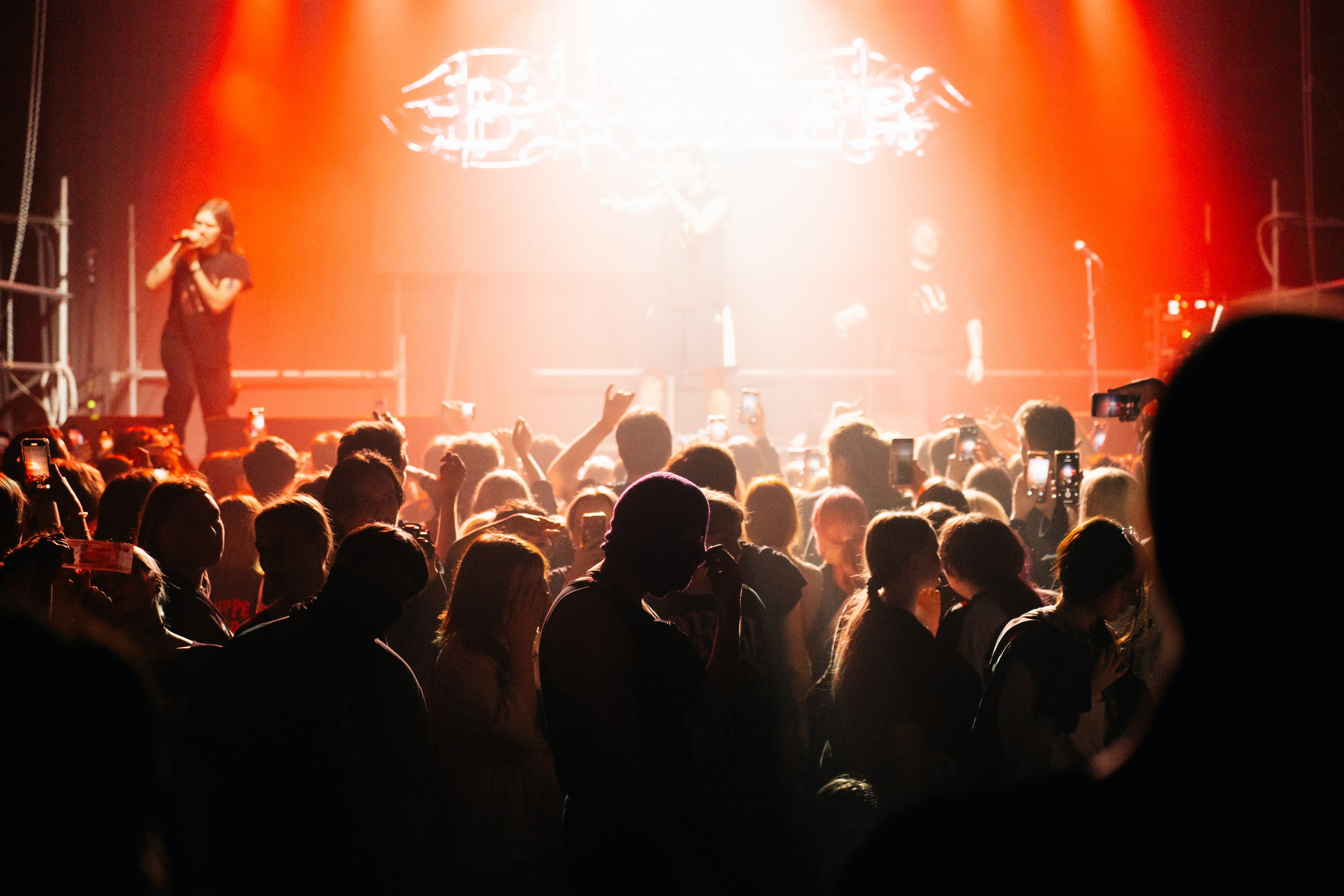 Booker. Концертный фотограф в Перми, Москве и Екатеринбурге Максим Шибаков