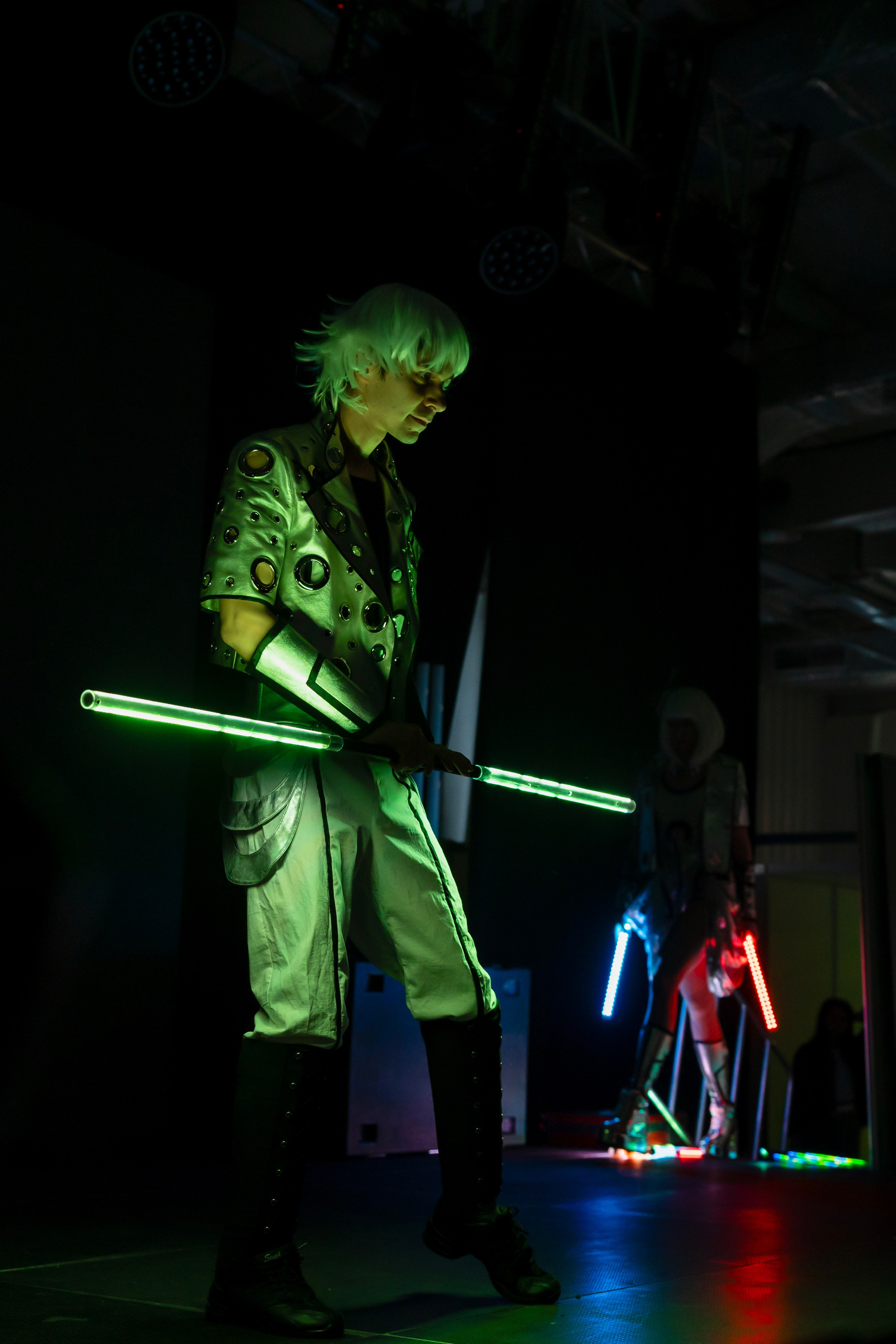 Робосиб в Сибэкспоцентре. Занимаюсь профессиональной фотографией и живу рядом с Байкалом. Работаю в разных жанрах