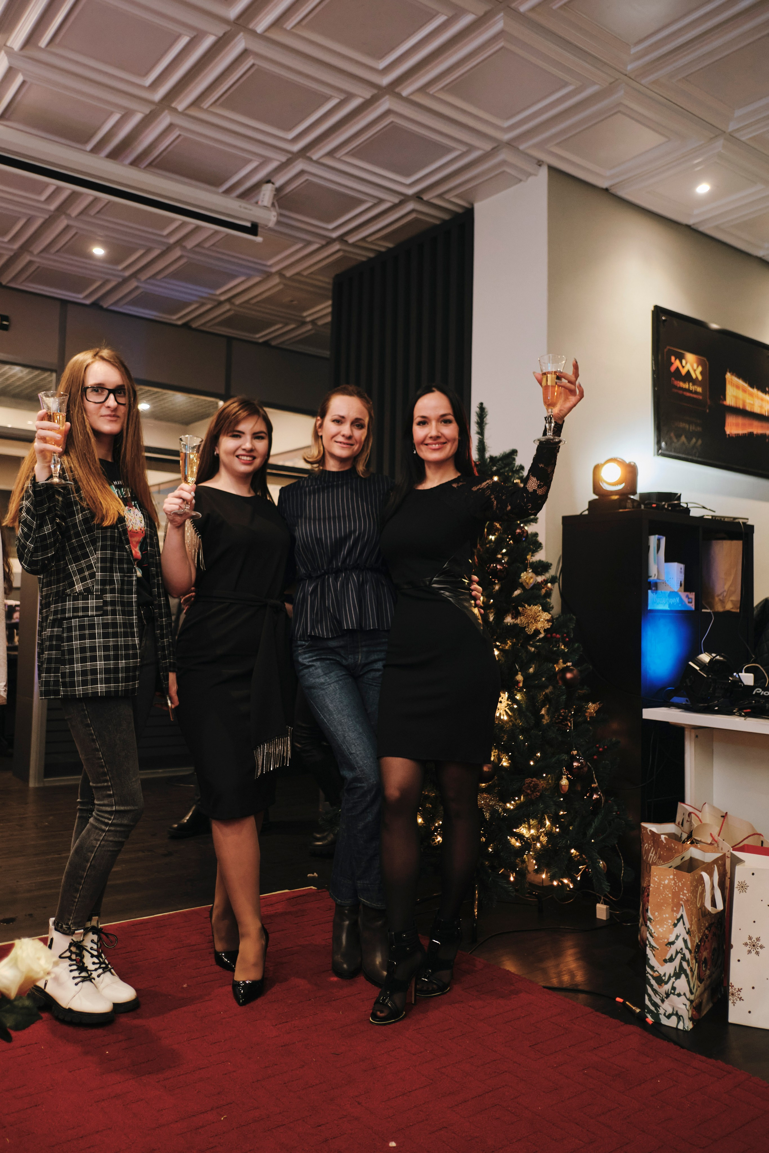 Мир Квартир Элит. Свадебный фотограф Санкт-Петербург Ирина Селезнева RmesLOVE