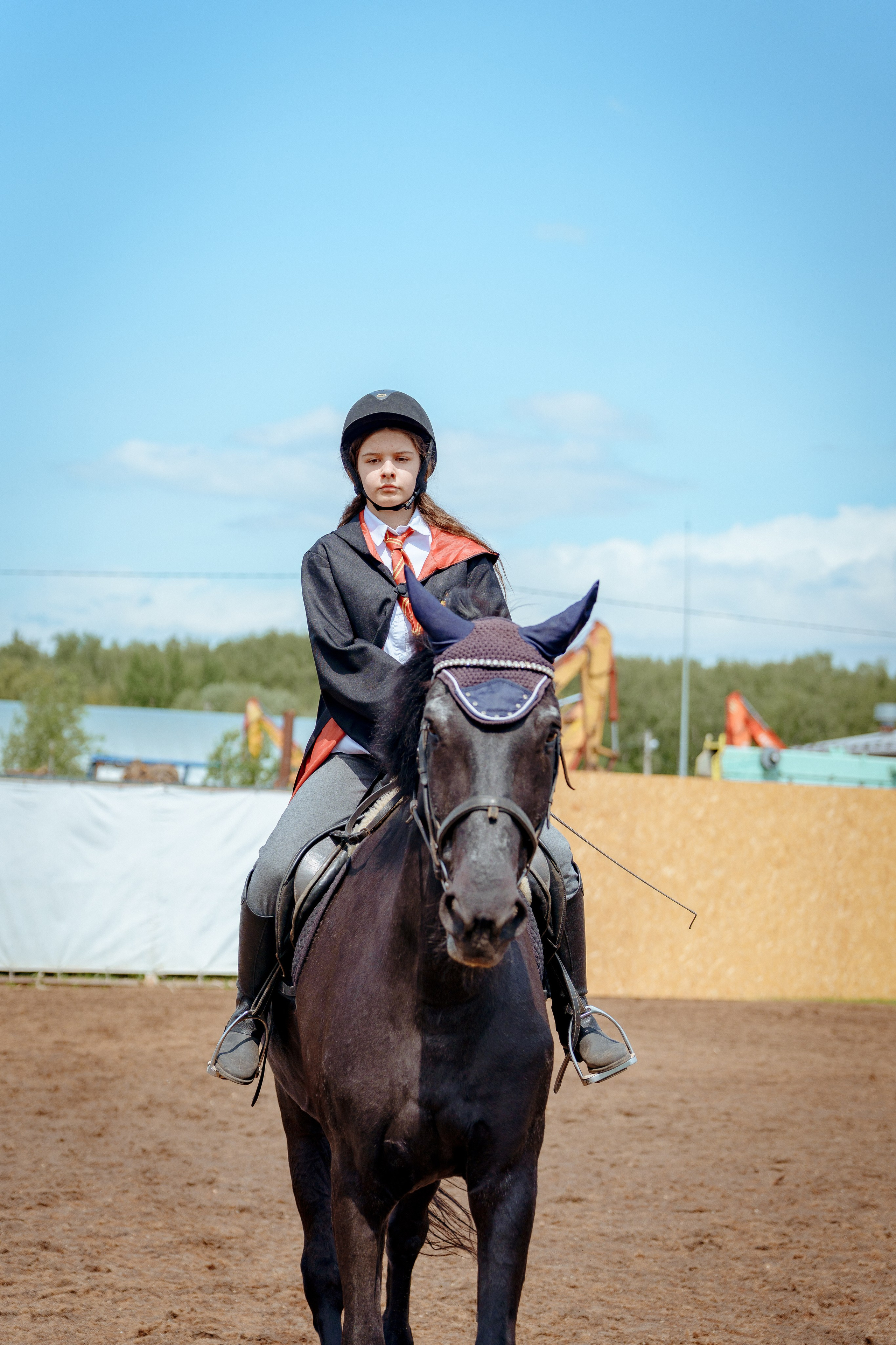 Конный клуб Горки. Портретный и семейный фотограф в Москве/Видное