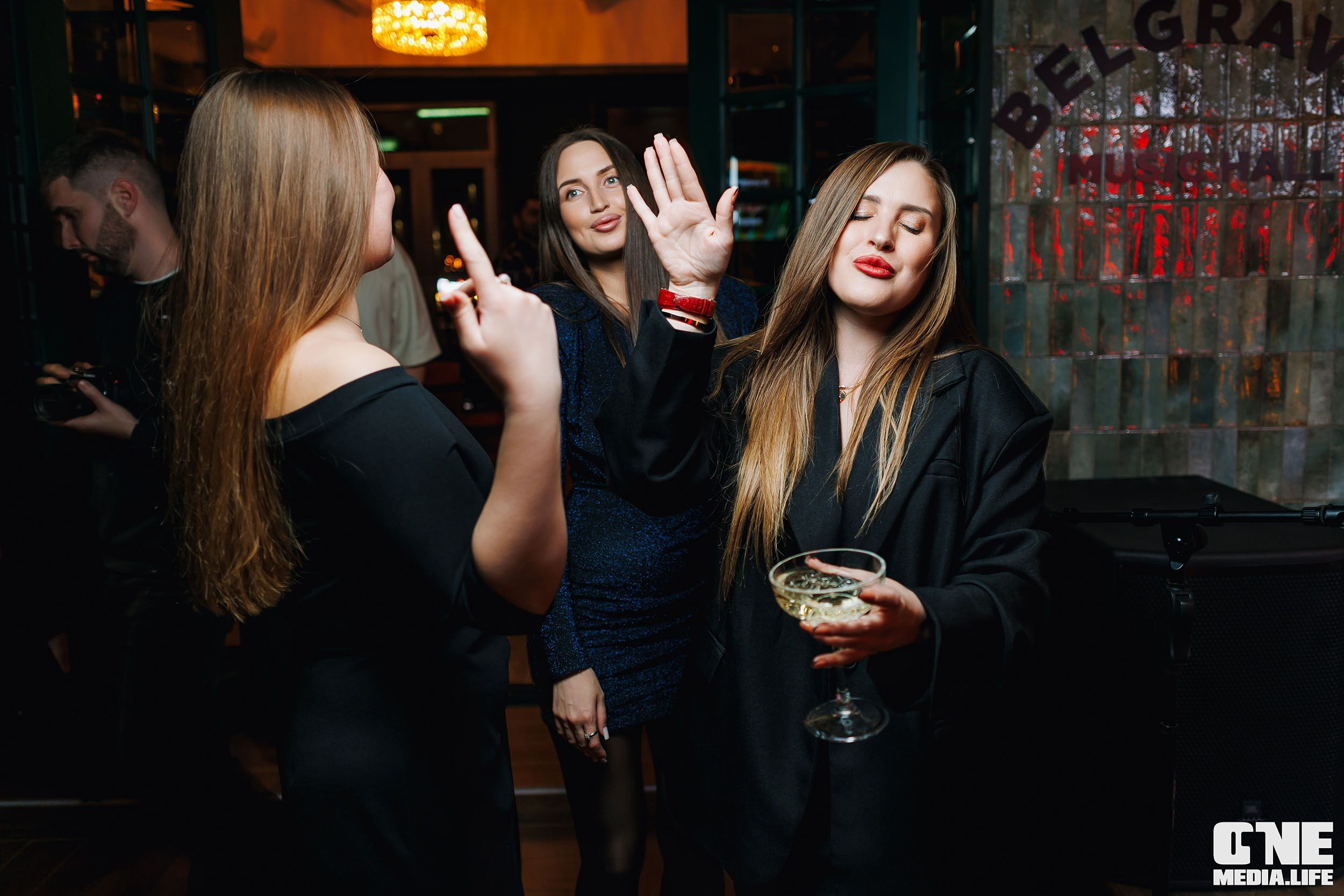 Фоторепортаж из караоке-клуба Белгравия. One Media Life: фоторепортажи, фотоотчеты с мероприятий и заведений