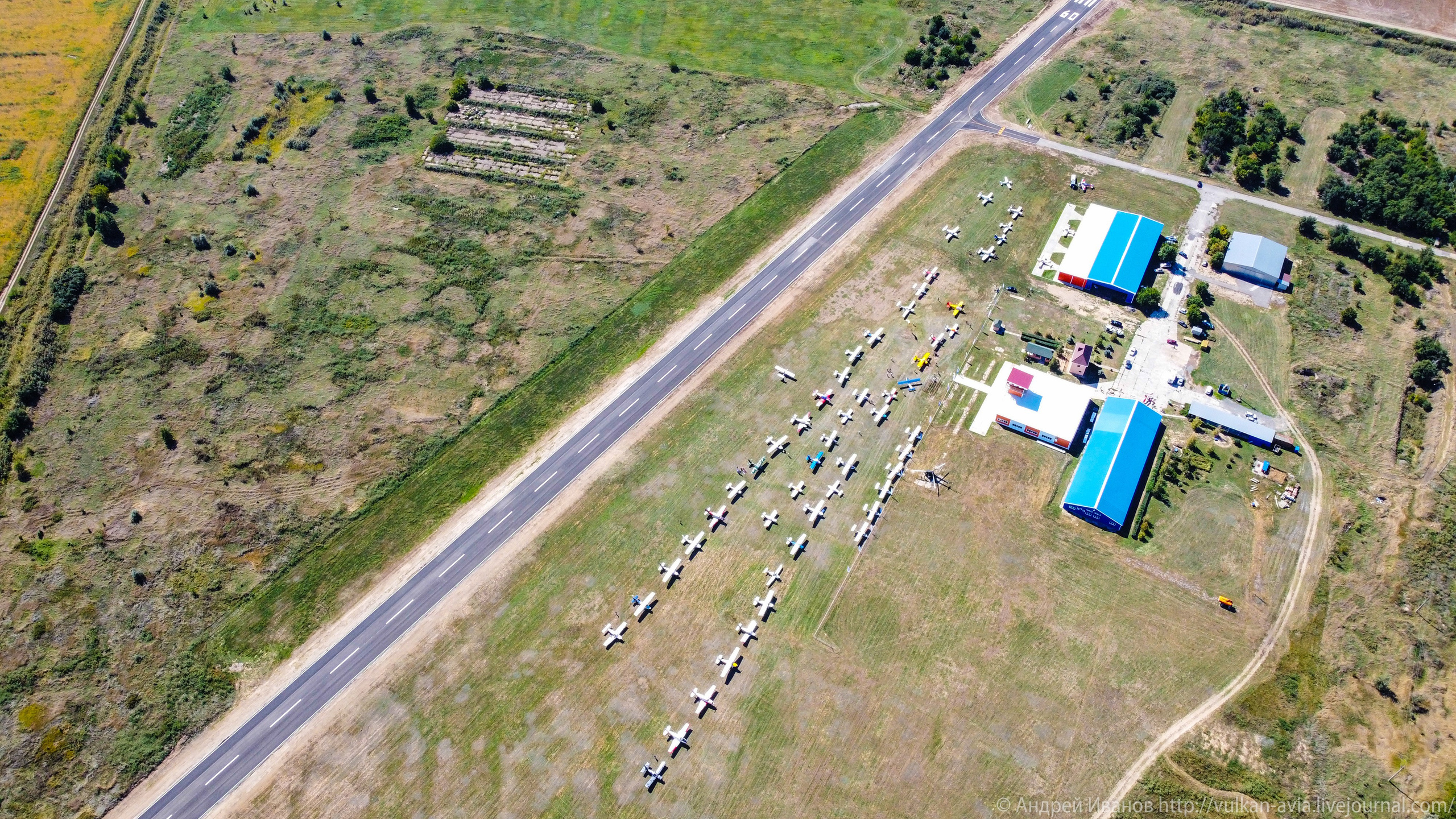 Волгодонск аэр. Потапов слёт «Небо для всех» (2021 г.). Фотоальбом показывающий увлекательный мир авиации и мир медведей Андрея Иванова