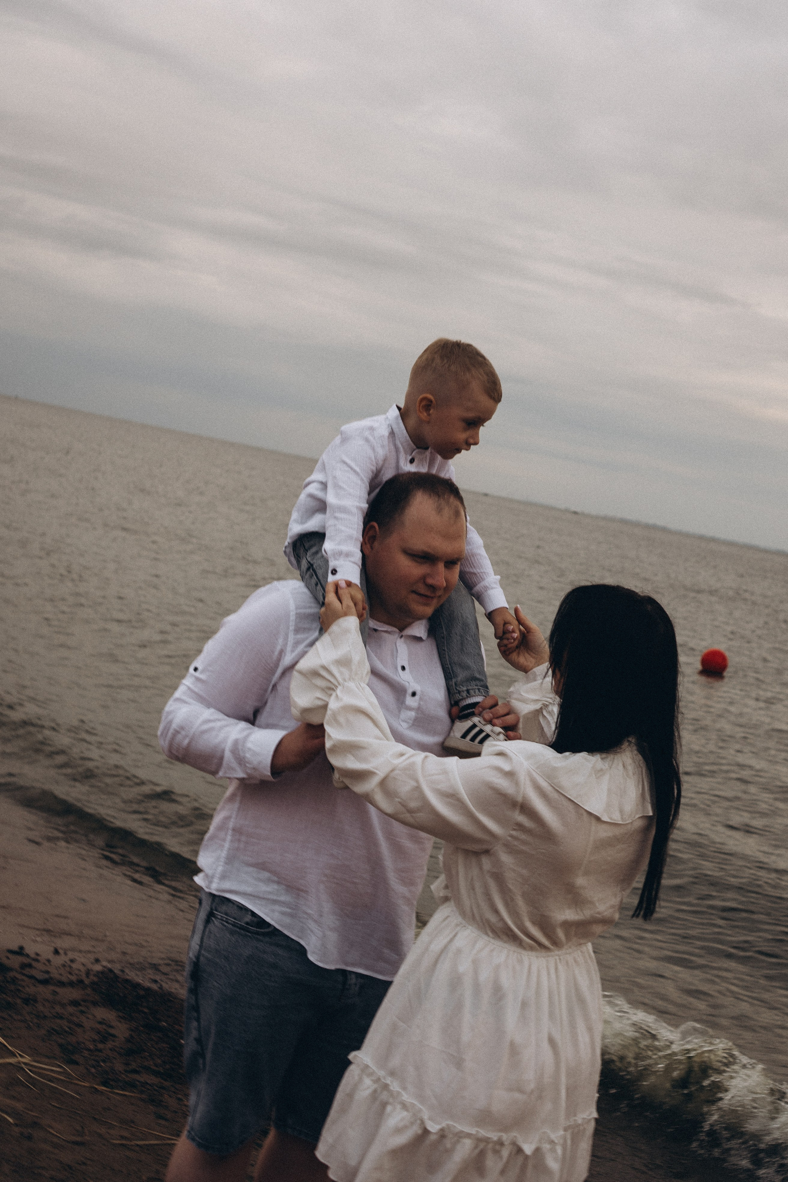 Семейная история на берегу залива. Профессиональный фотограф, Санкт-Петербург — Виктория Богомолова