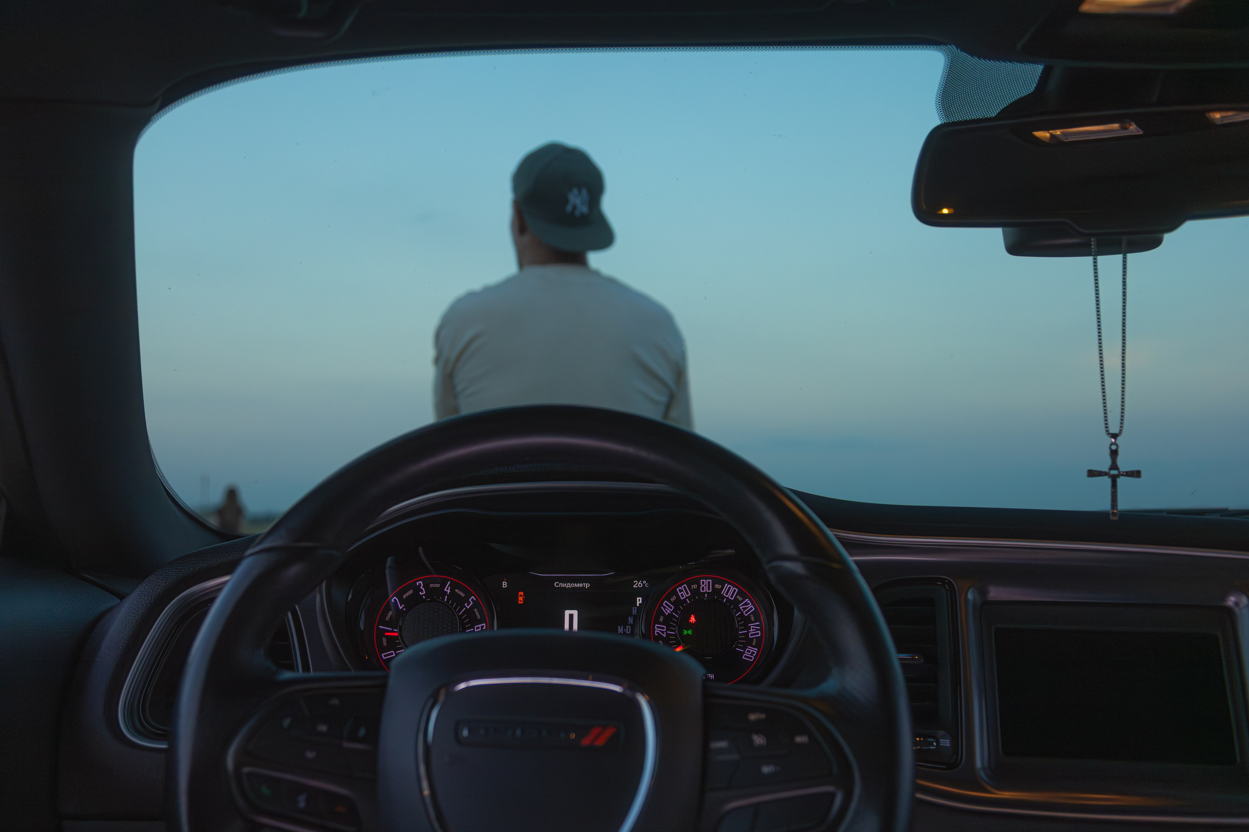 Partner Rent — Dodge Challenger. — Digital Noise —