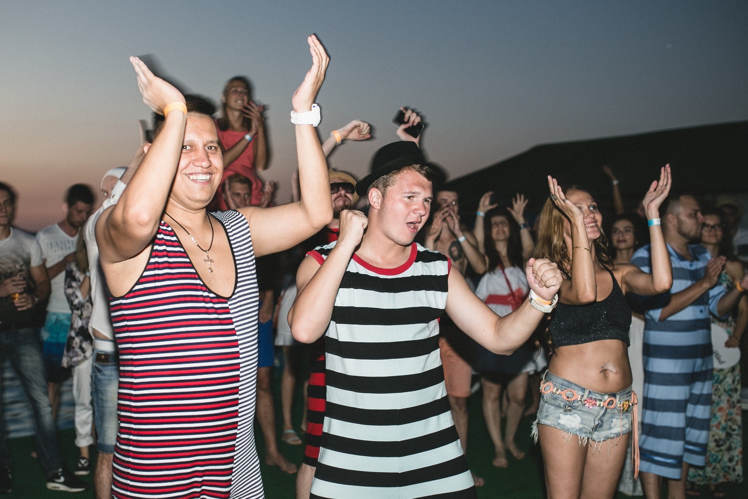 WEDD_ЯТИНА. SUMMER PARTY _ KinUP-Пляж. Wedding photographer