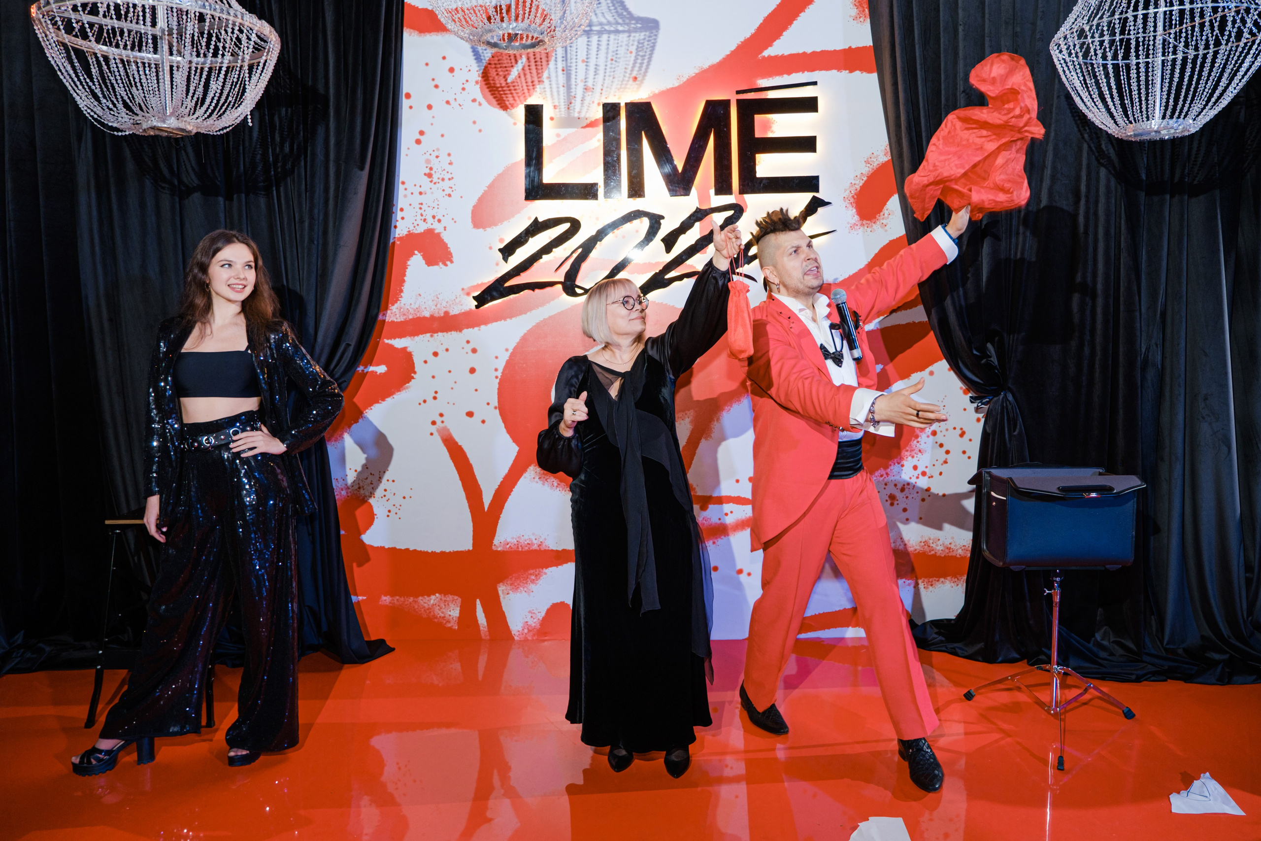 LIME. Wedding photographer