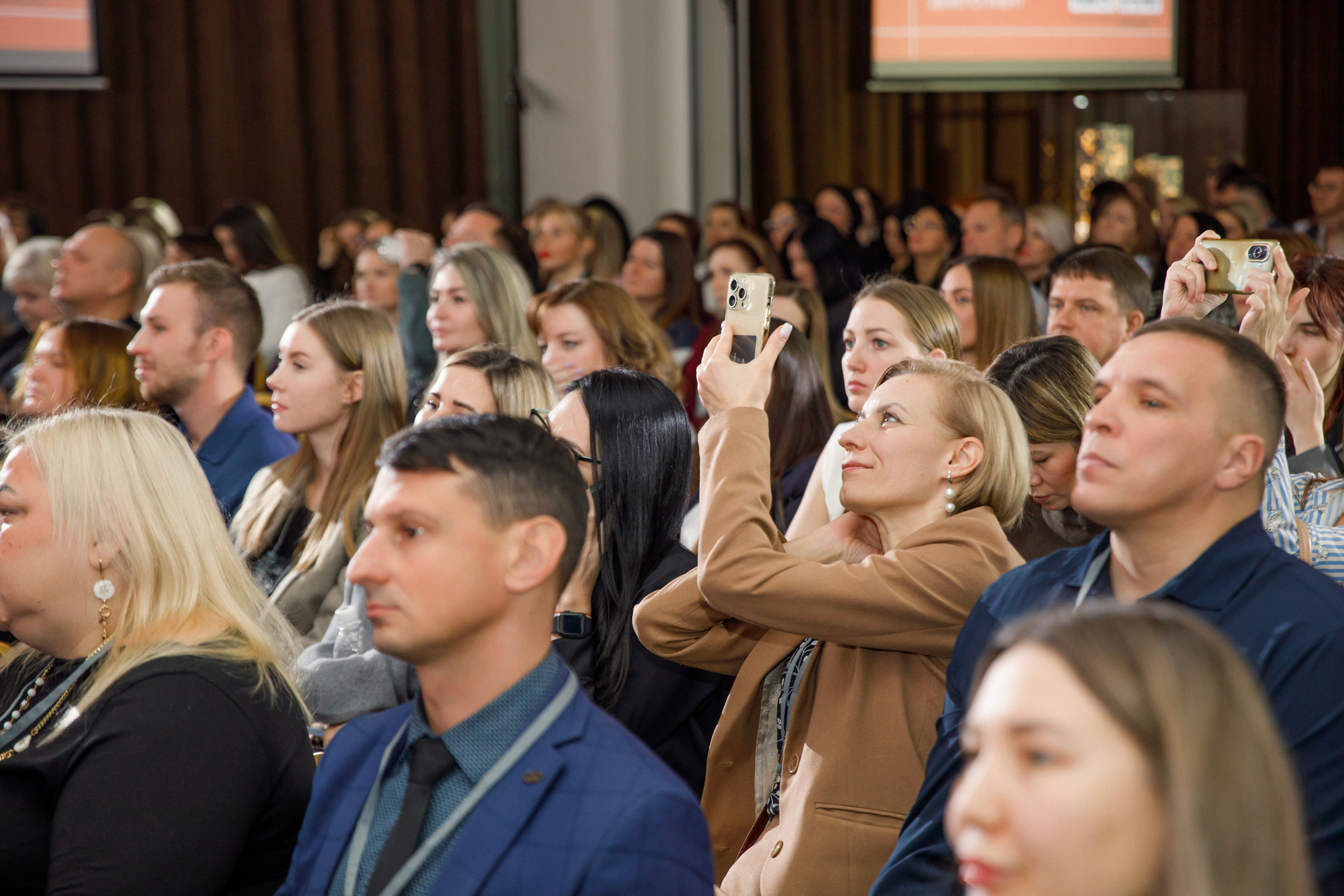 МОЖНО КОНФЕРЕНЦИЯ. Wedding photographer