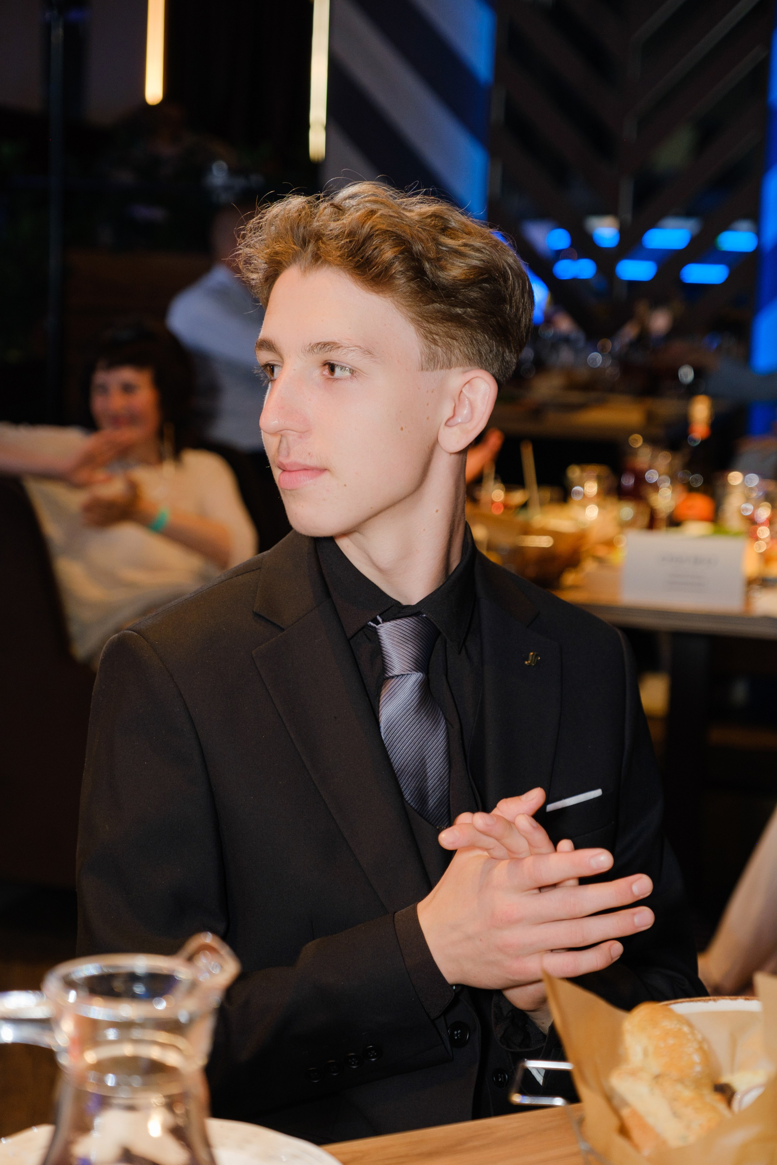 ЖИЗНЬ УДАЛАСЬ ВЫПУСКНОЙ. Wedding photographer