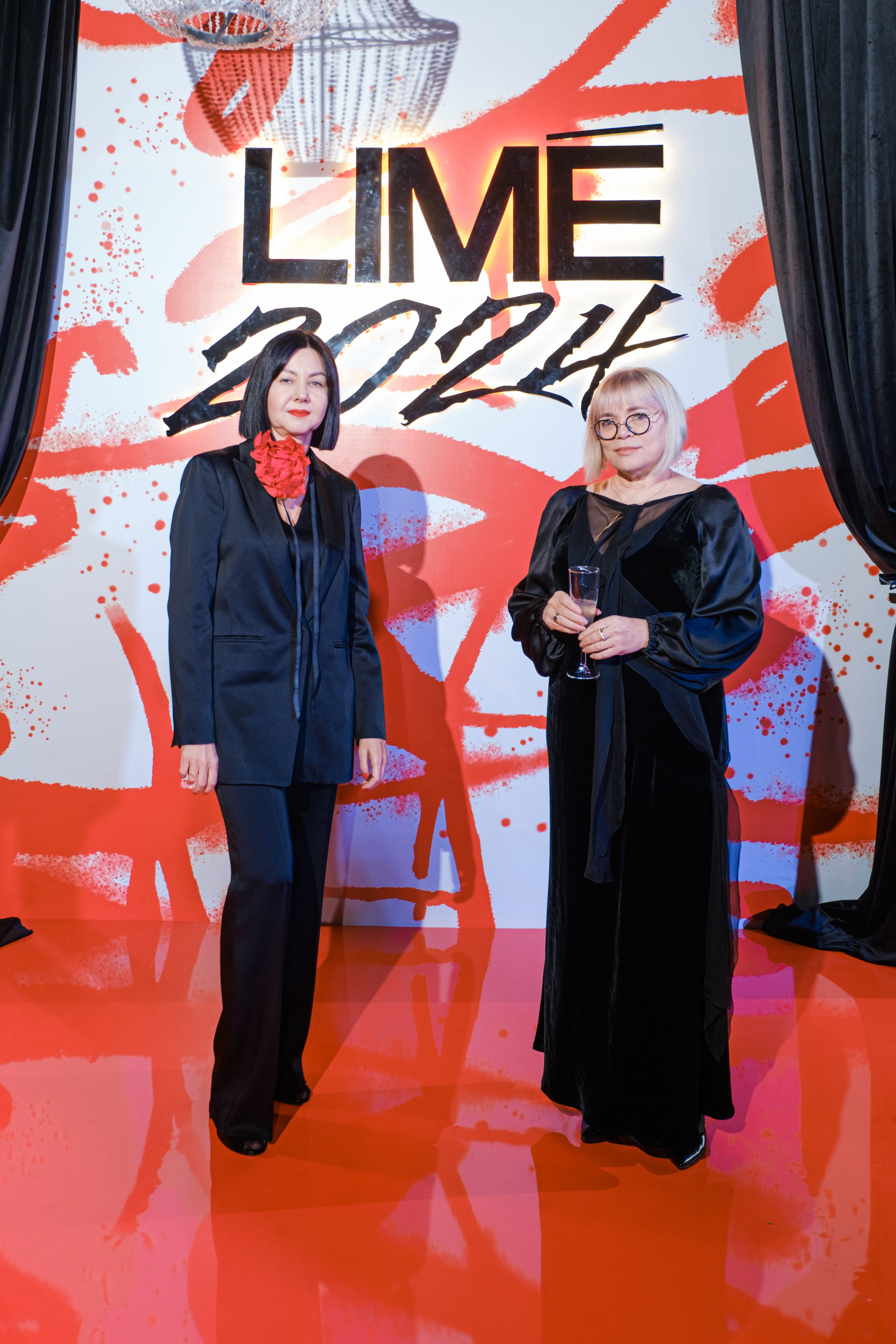 LIME. Wedding photographer