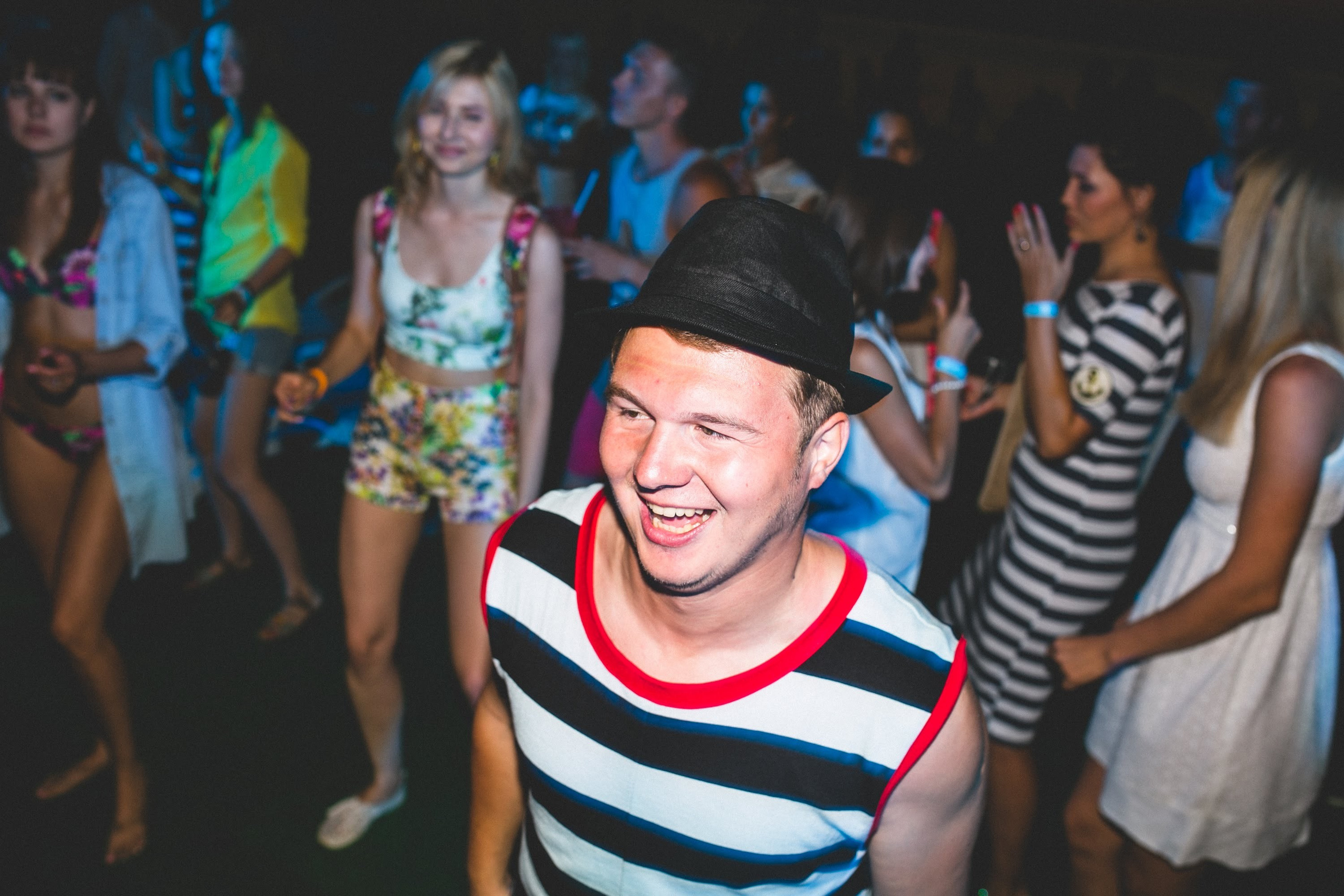 WEDD_ЯТИНА. SUMMER PARTY _ KinUP-Пляж. Wedding photographer