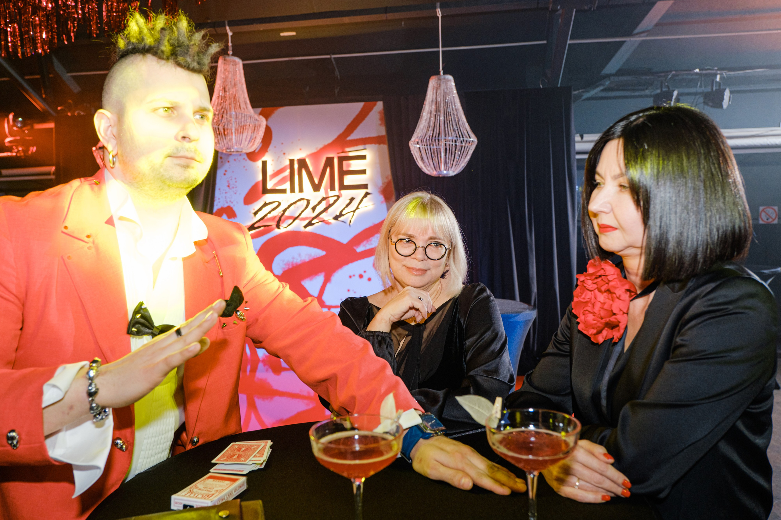 LIME. Wedding photographer