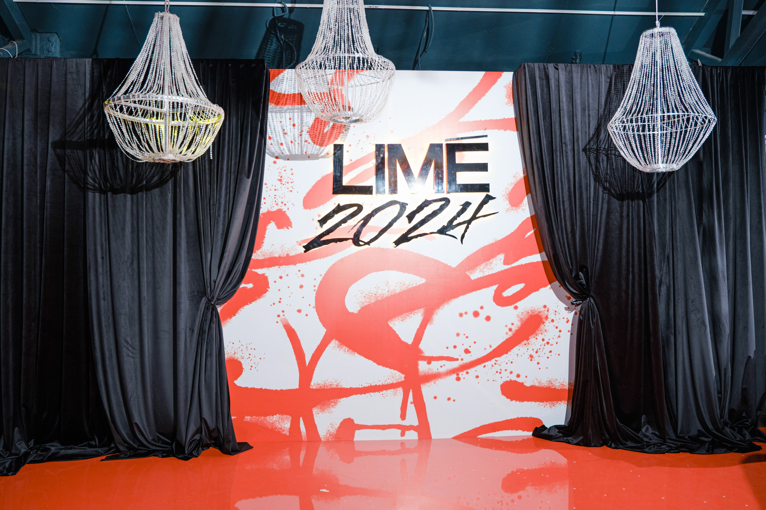 LIME. Wedding photographer