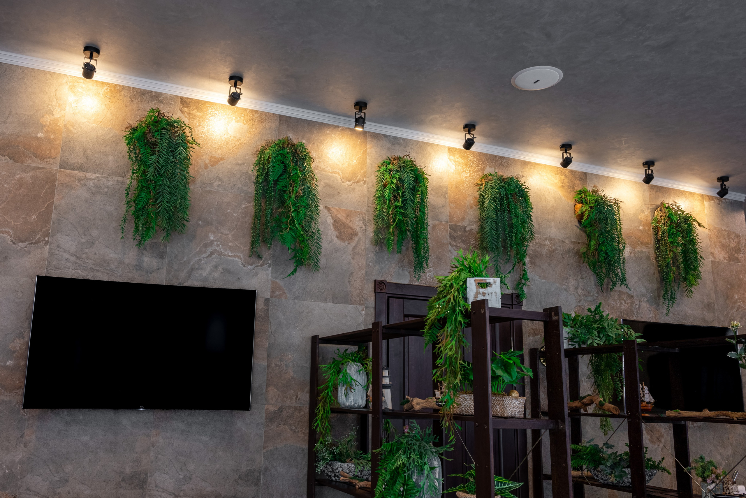 Интерьер. Отель бассейн и ресторан. Предметный фотограф, фото для маркетплейсов Пятигорск, КМВ