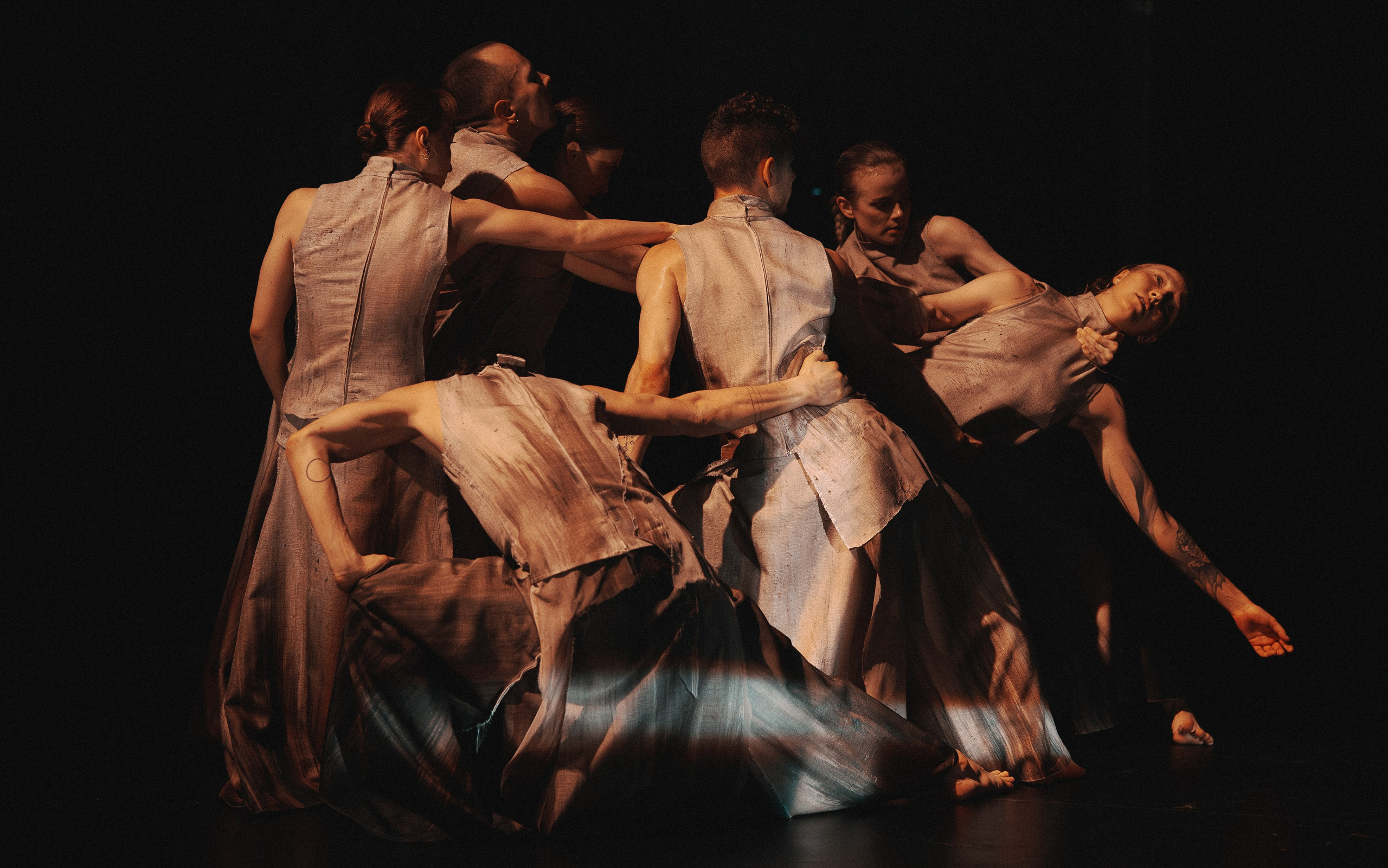 Context DianaVishneva: «Икона» — хор. Рима Пипоян. Театральный фотограф в Санкт-Петербурге Дмитрий Скареднов