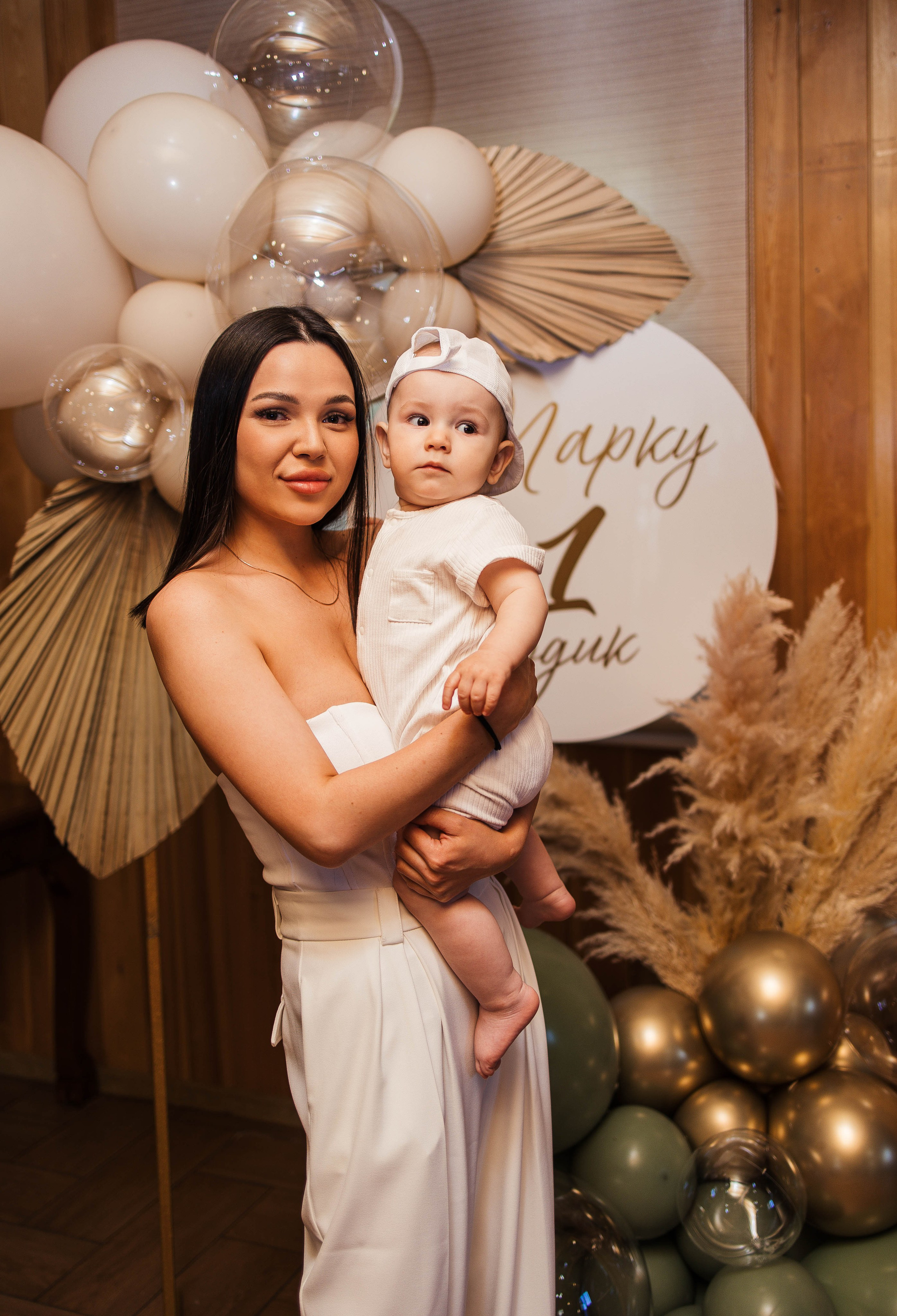 Марку годик. Главная