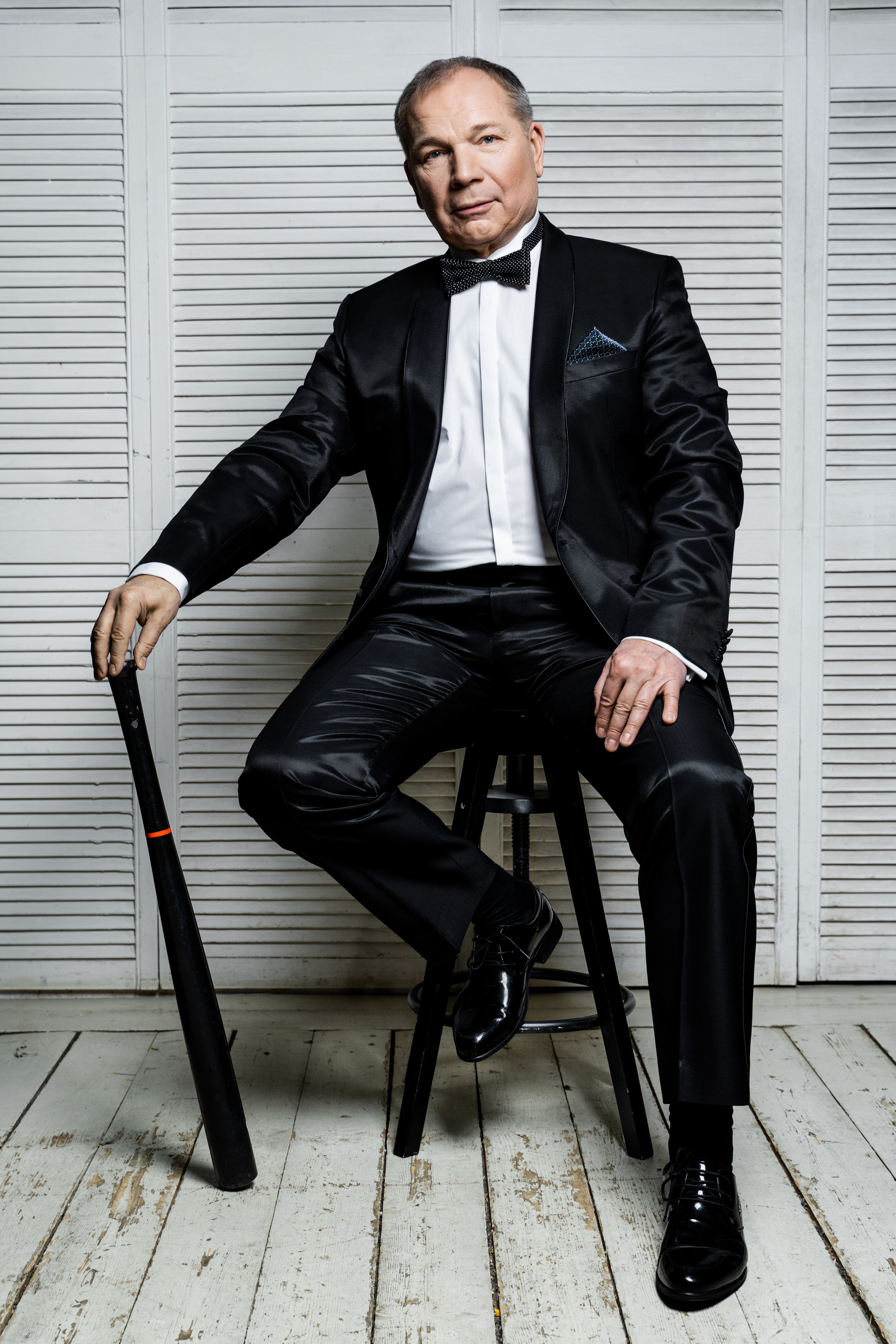 Артисты больших и малых сцен