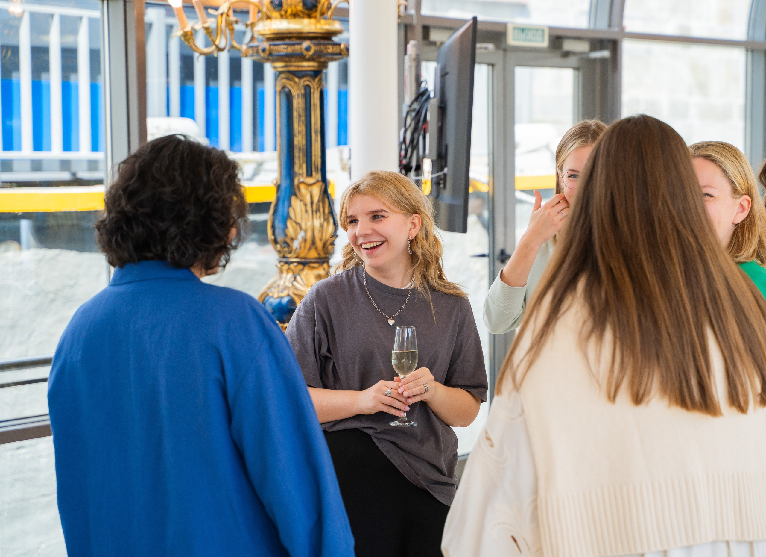 Квиз для Авито. Главная