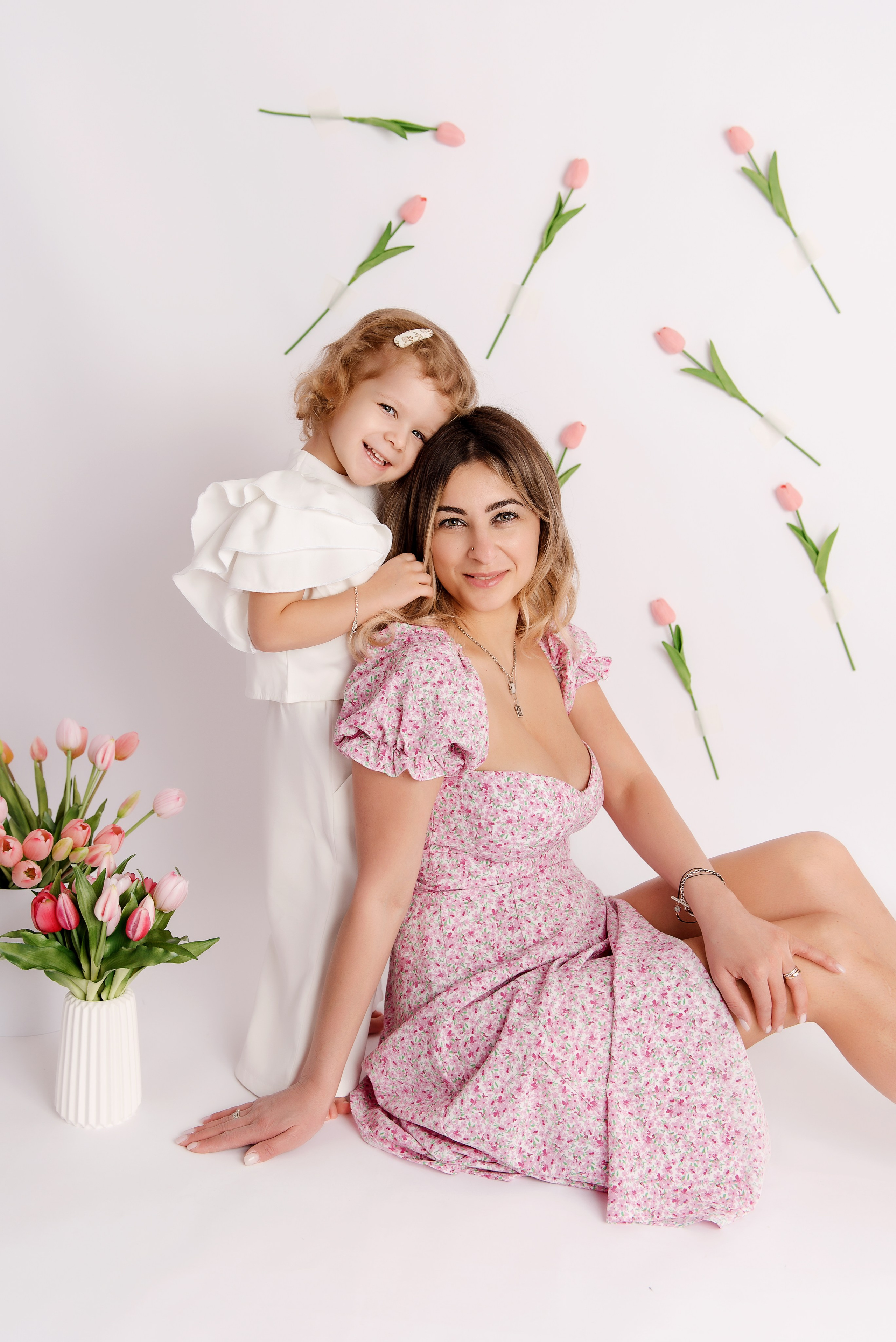 Съёмка с цветами Весенний проект. Детский фотограф в Долгопрудном и Москве