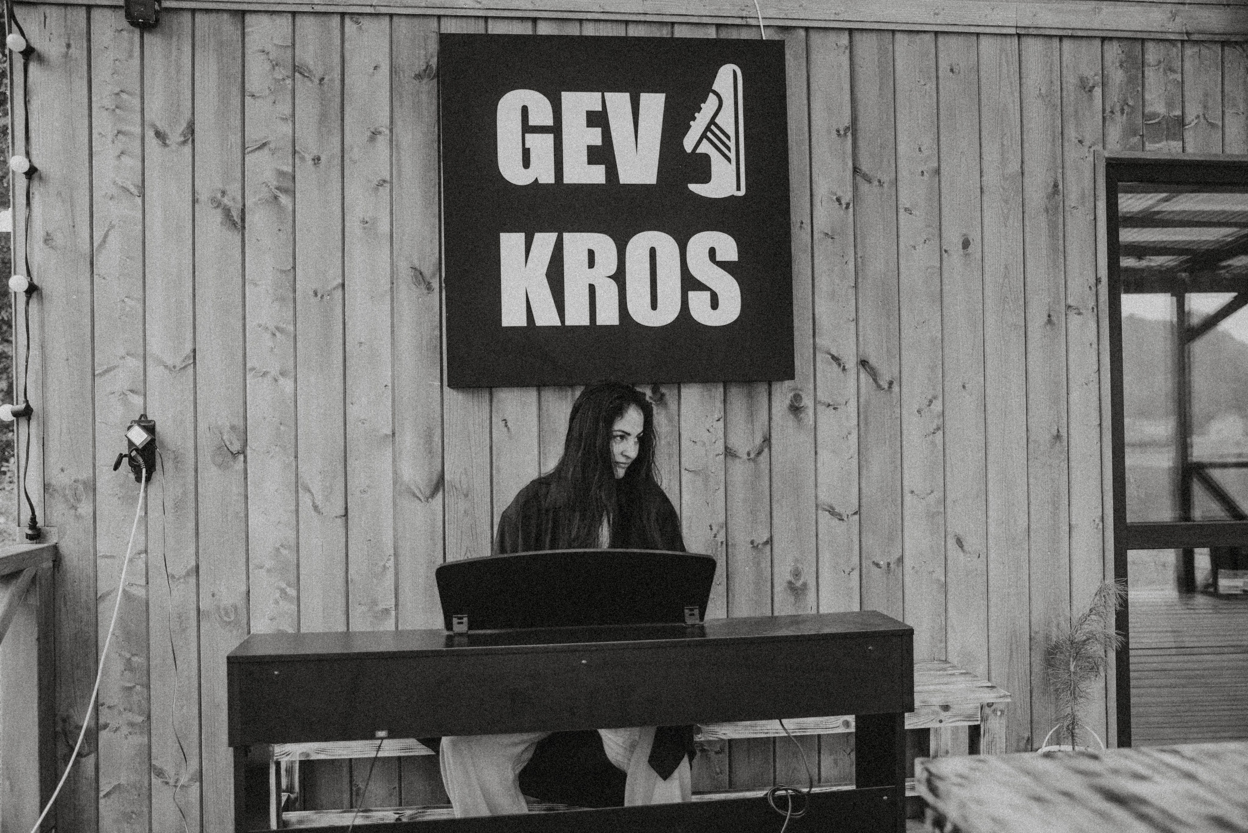 Индивидуальная фотосессия на озере в воде. Семейный фотограф в Миассе Ольга Широковская