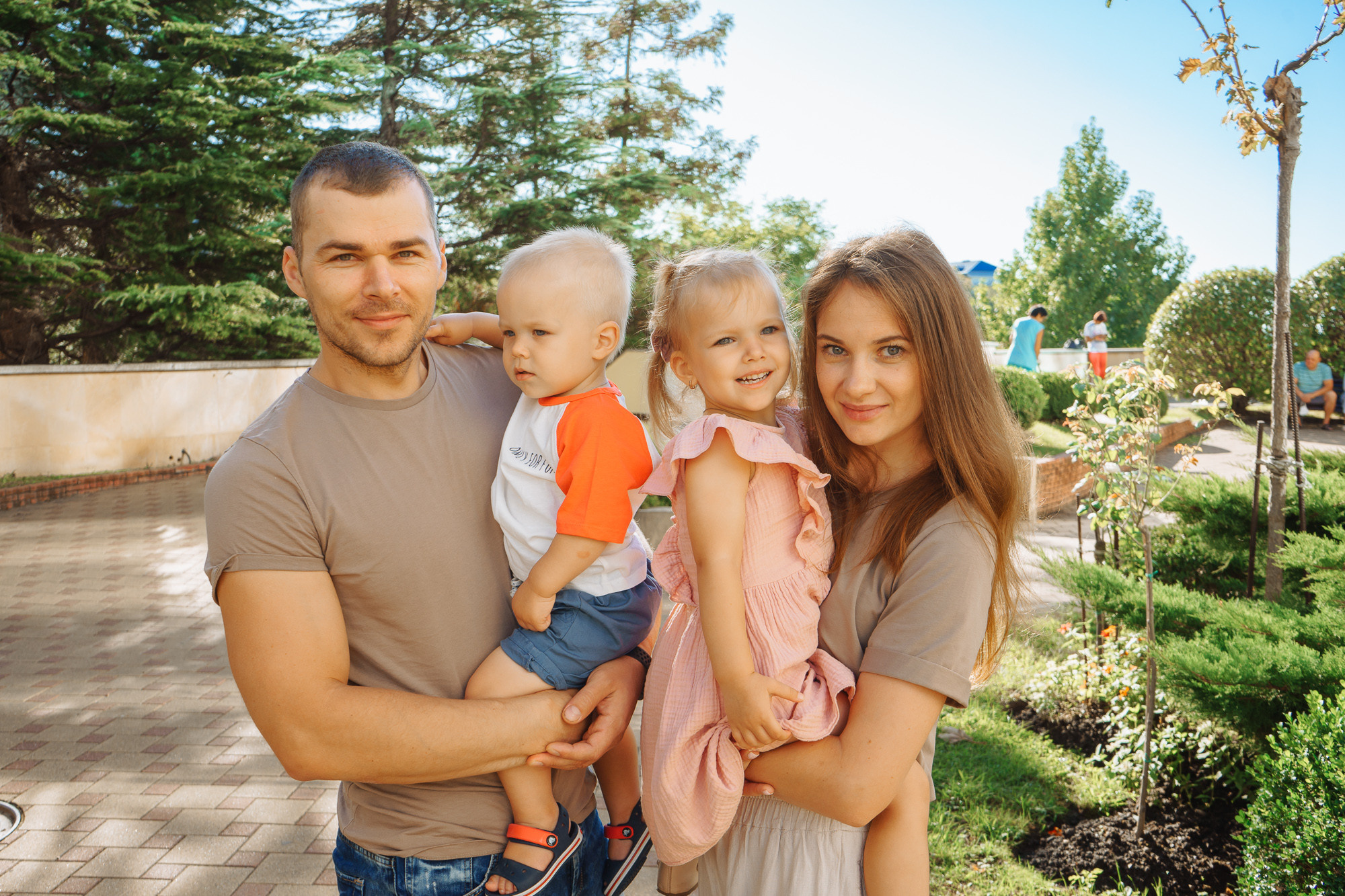 Алексей и Екатерина. Семейные фотосессии и свадьбы в Краснотурьинске