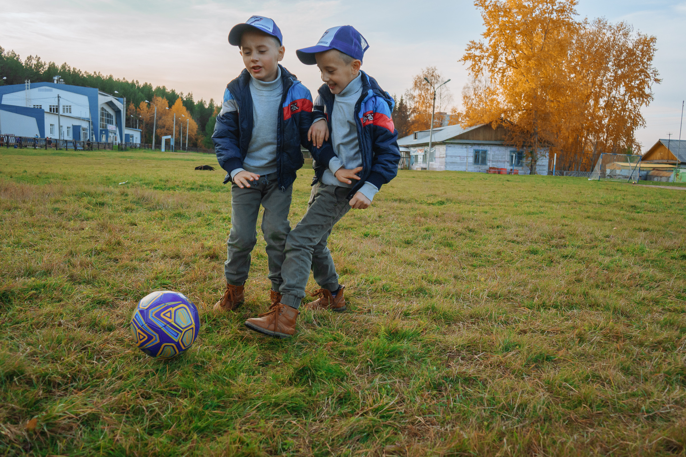 Алексей и Алёна. Семейные фотосессии и свадьбы в Краснотурьинске