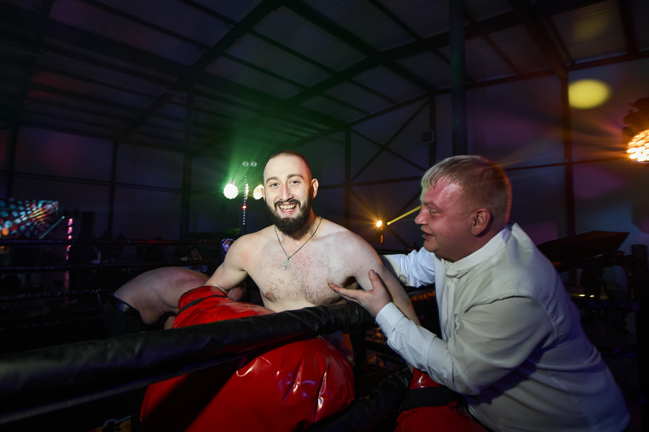 Уральская Кровельная. Свадебный фотограф Челябинск, Екатеринбург, Курган — Виктор Слуднов