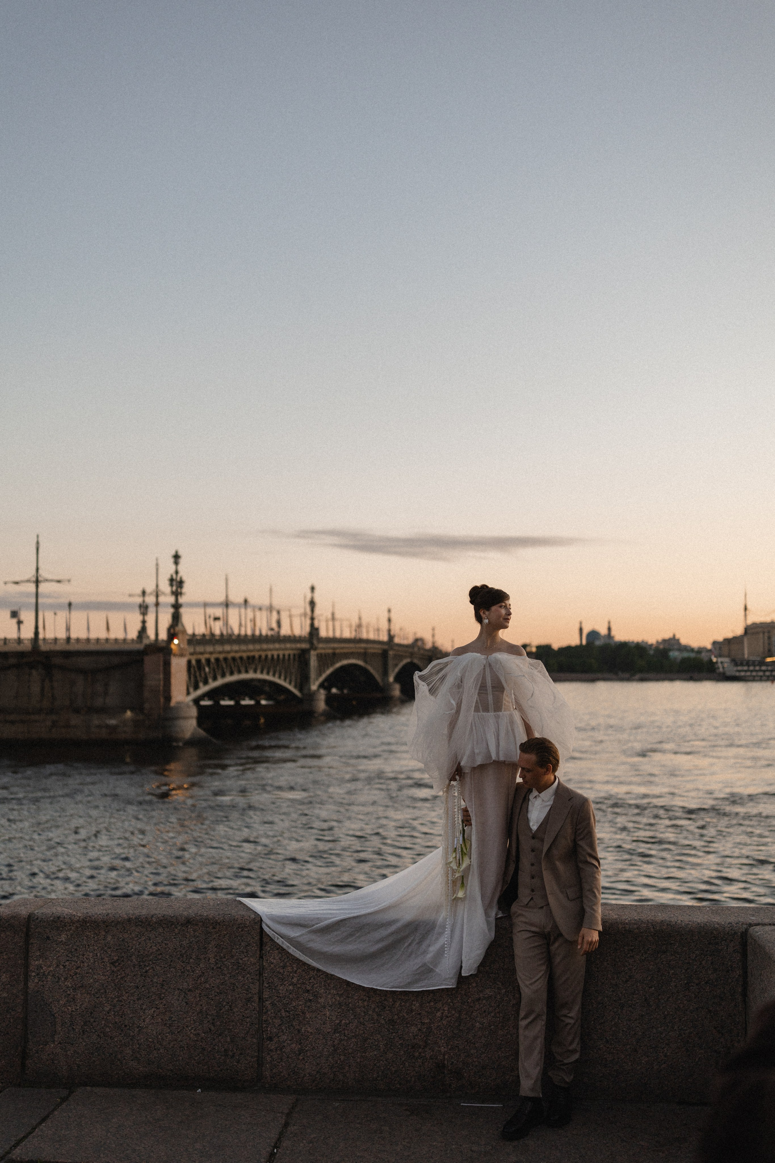 Мосты на рассвете. Юлия Анисимова — свадебный и семейный фотограф в Санкт-Петербурге
