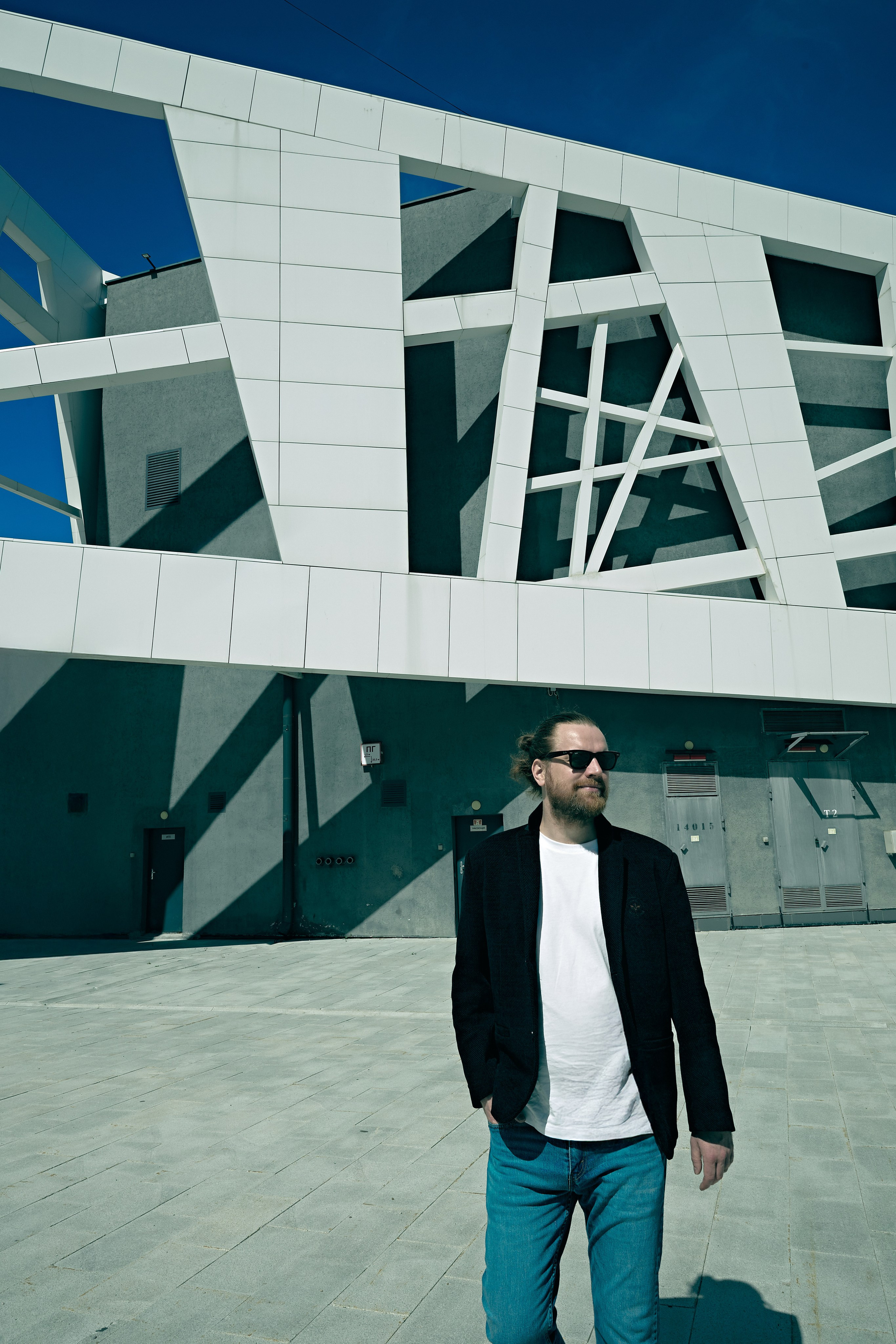 ARTEM. Yulia Otroschenko