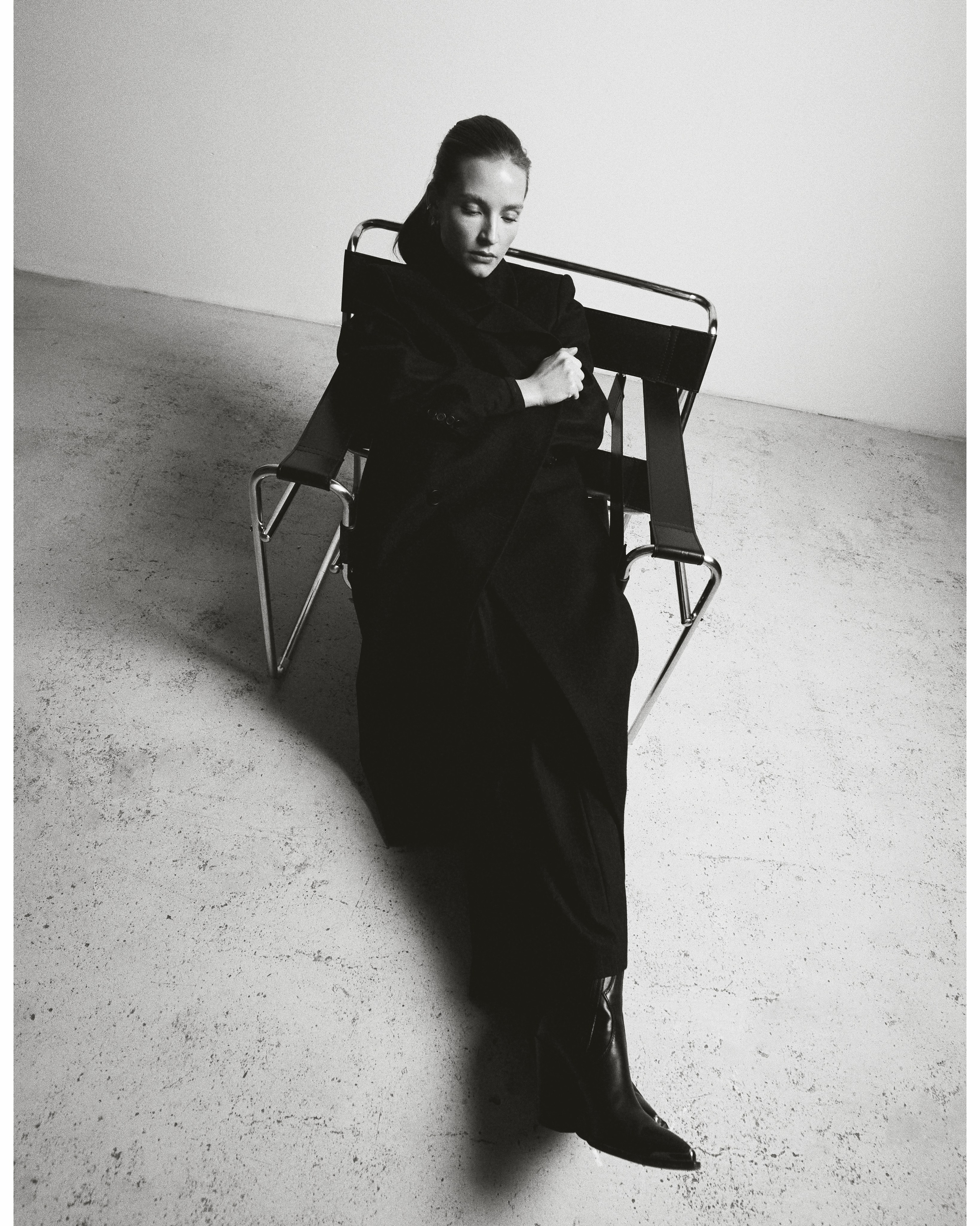 Melin clo. Fashion and advertising photographer