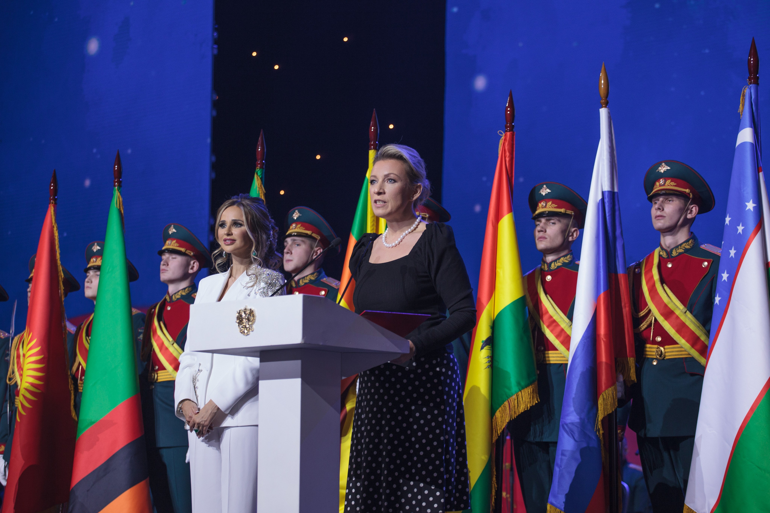 VIII «Международный Кремлёвский Благотворительный Кадетский Бал». Рекламный, предметный, репортажный, семейный фотограф и художник в Москве