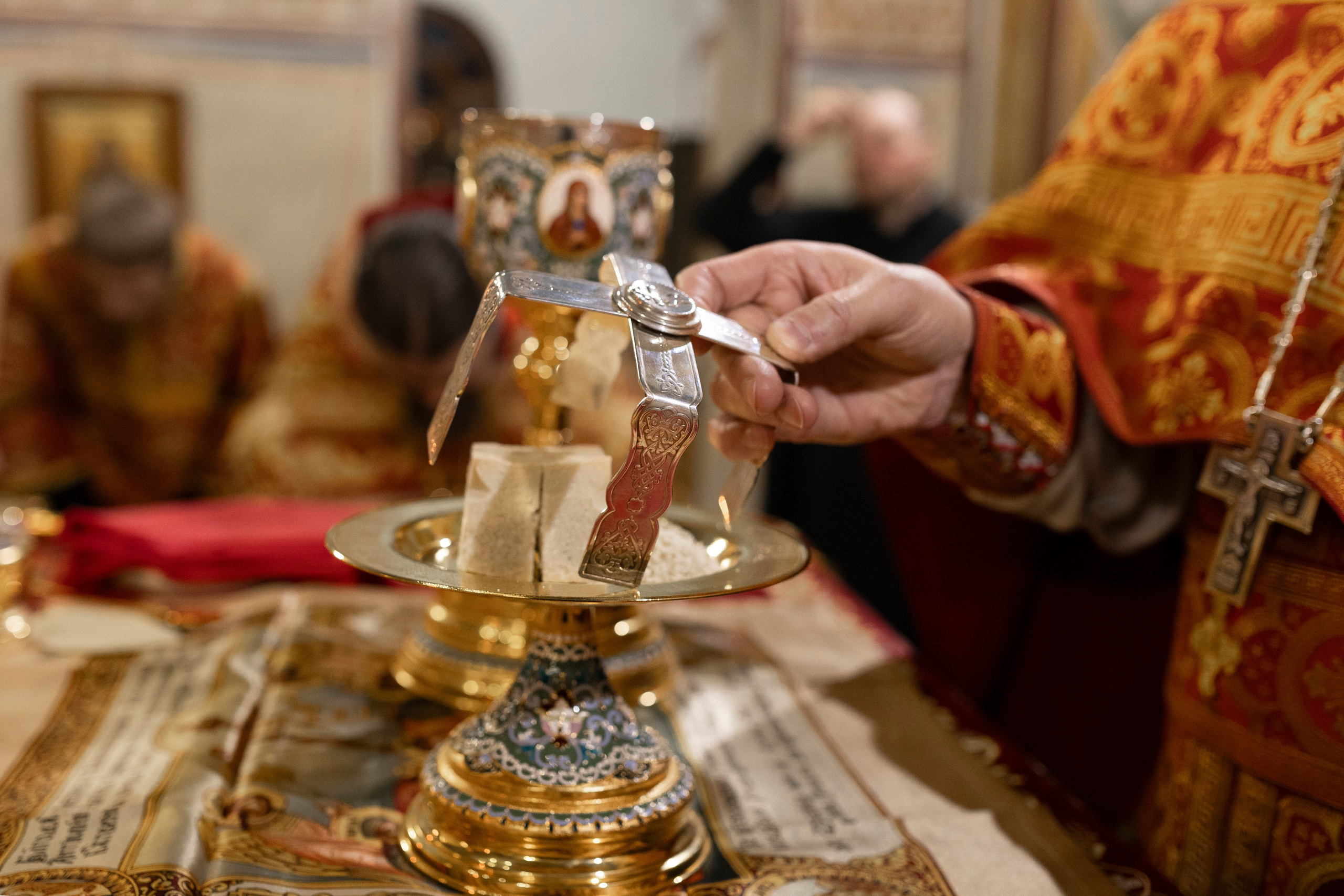Пасха Господня. ТОП Фотограф на Крещение и Венчание Железногорск Алексей Мещеряков