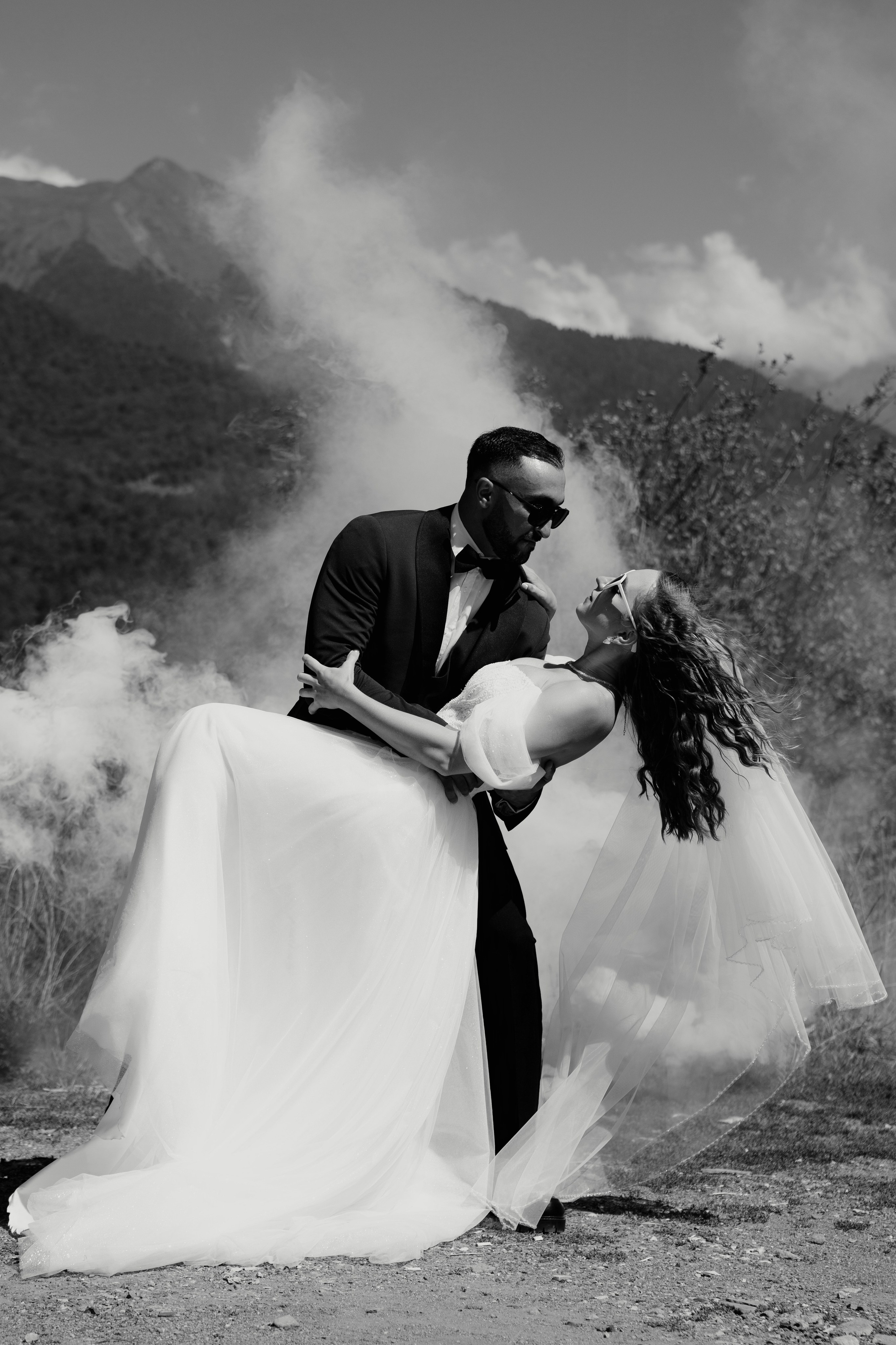 Свадебная фотосессия в горах Фотограф Сочи Красная поляна. Свадебный фотограф в Сочи и Адлере — Фотосессии на море и в горах | Виктор Рогулев