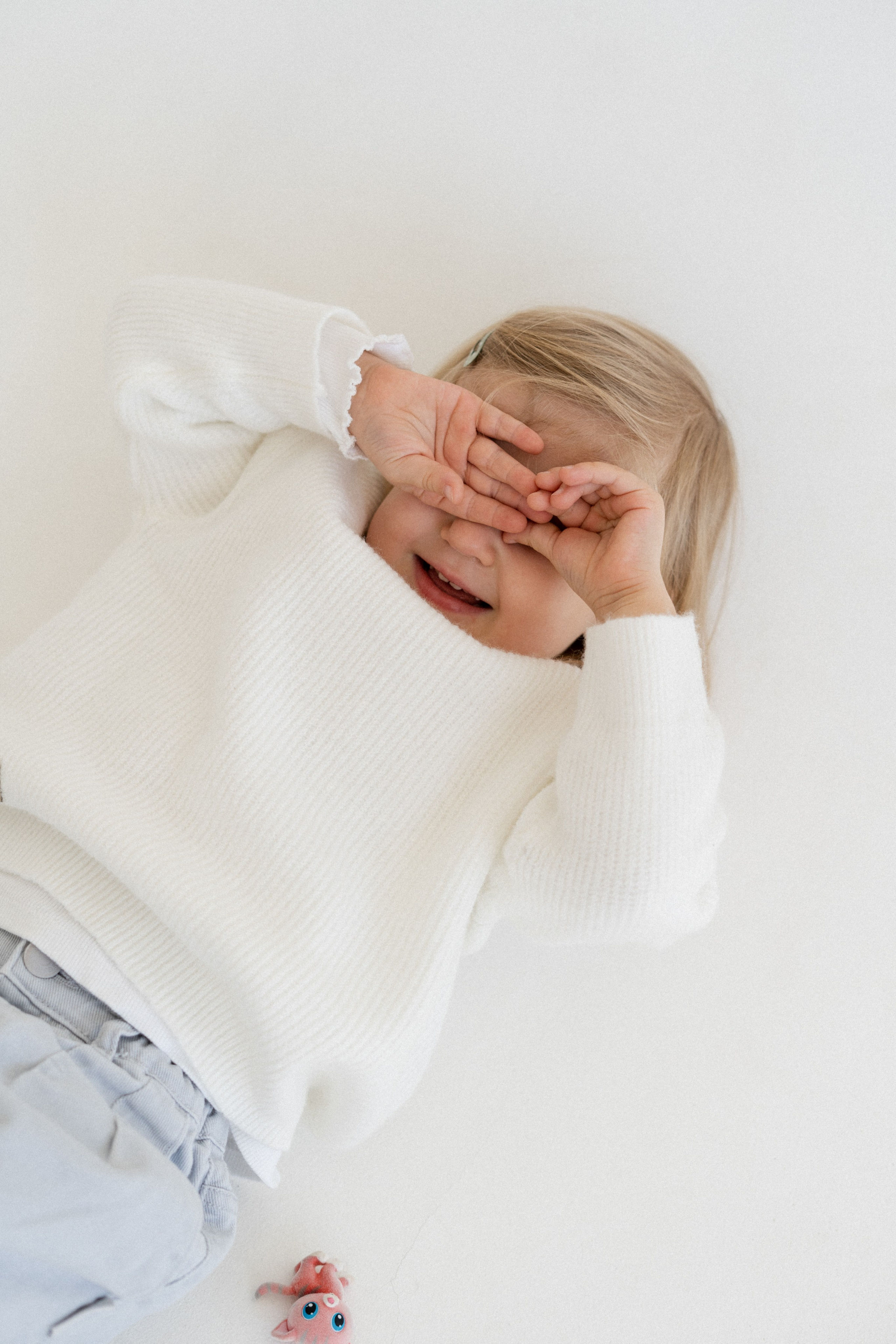 Оля, Артемий, Вера. Главная