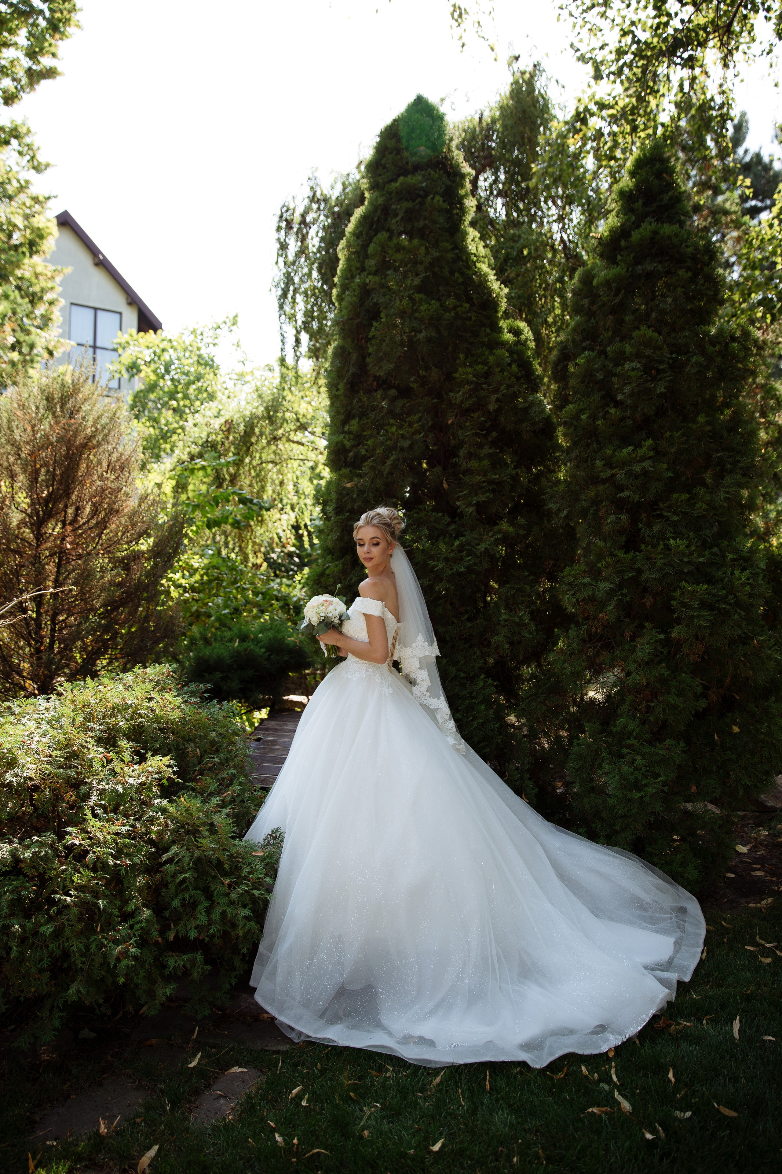 A | A. Свадебный фотограф Ростов-на-Дону Алла Белова