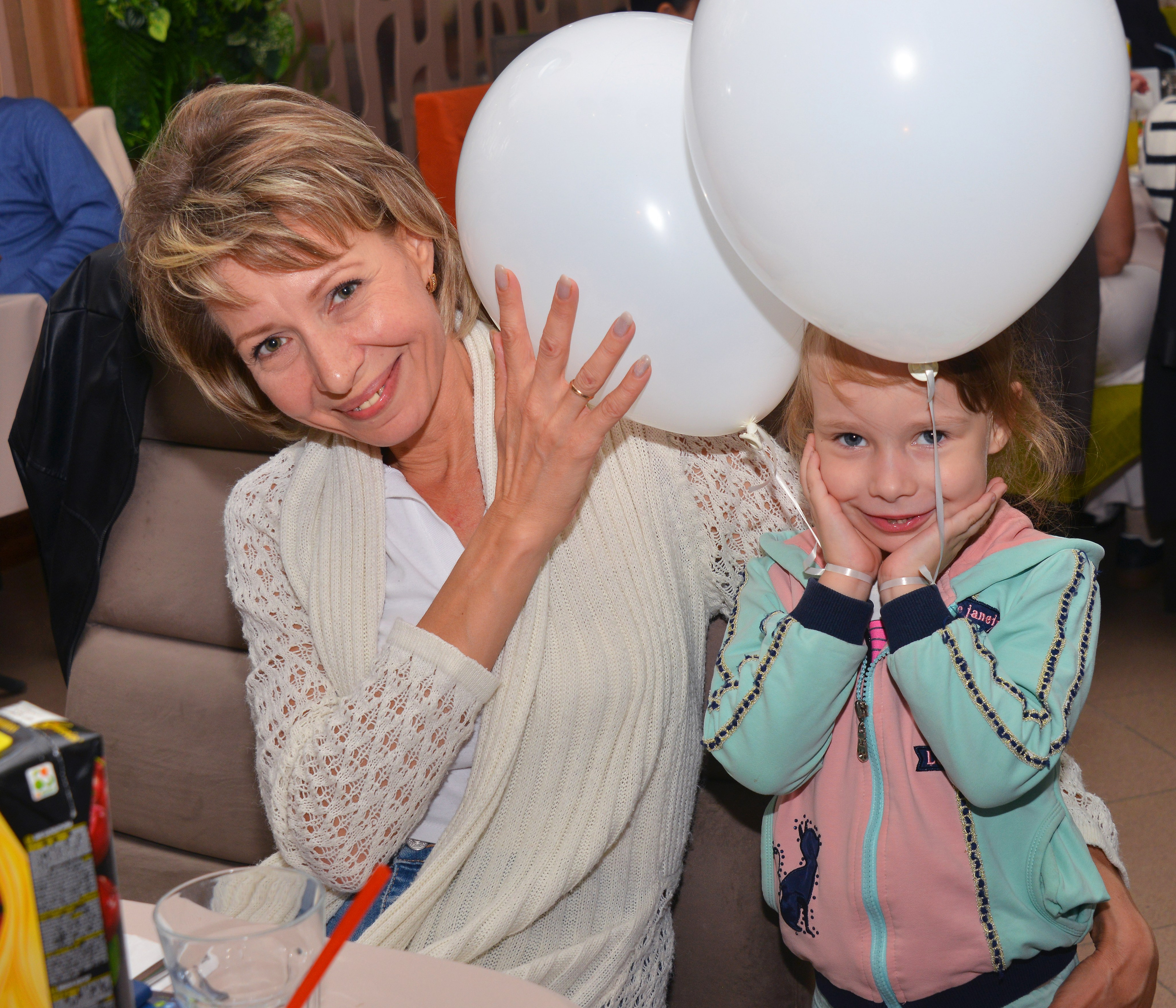 Юбилей. Фотосъёмка. Фотограф Сергей Авдеев-семейный и детский фотограф в Алматы