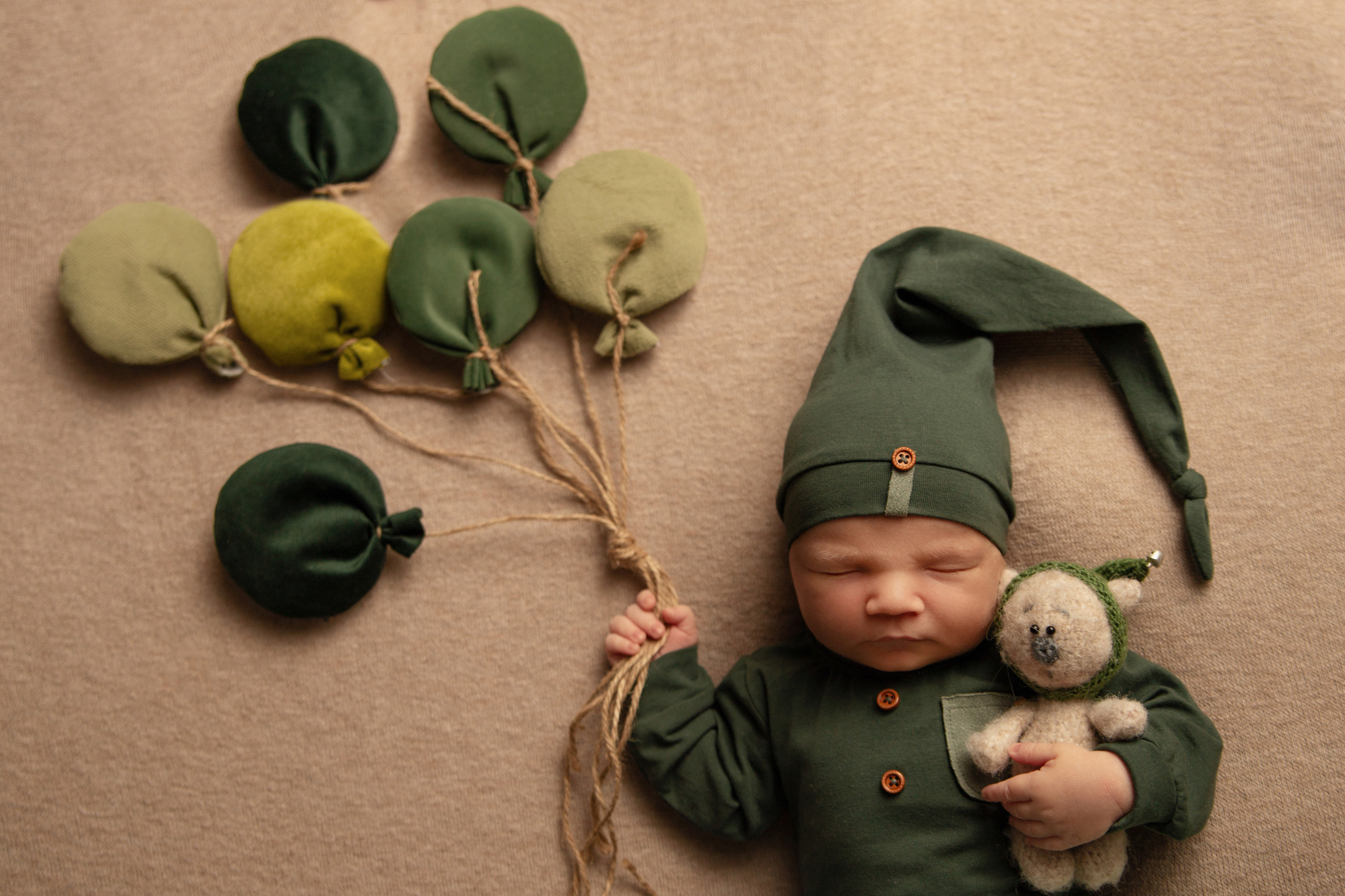 Новорожденные малыши. Фотограф Елена Зуйкова