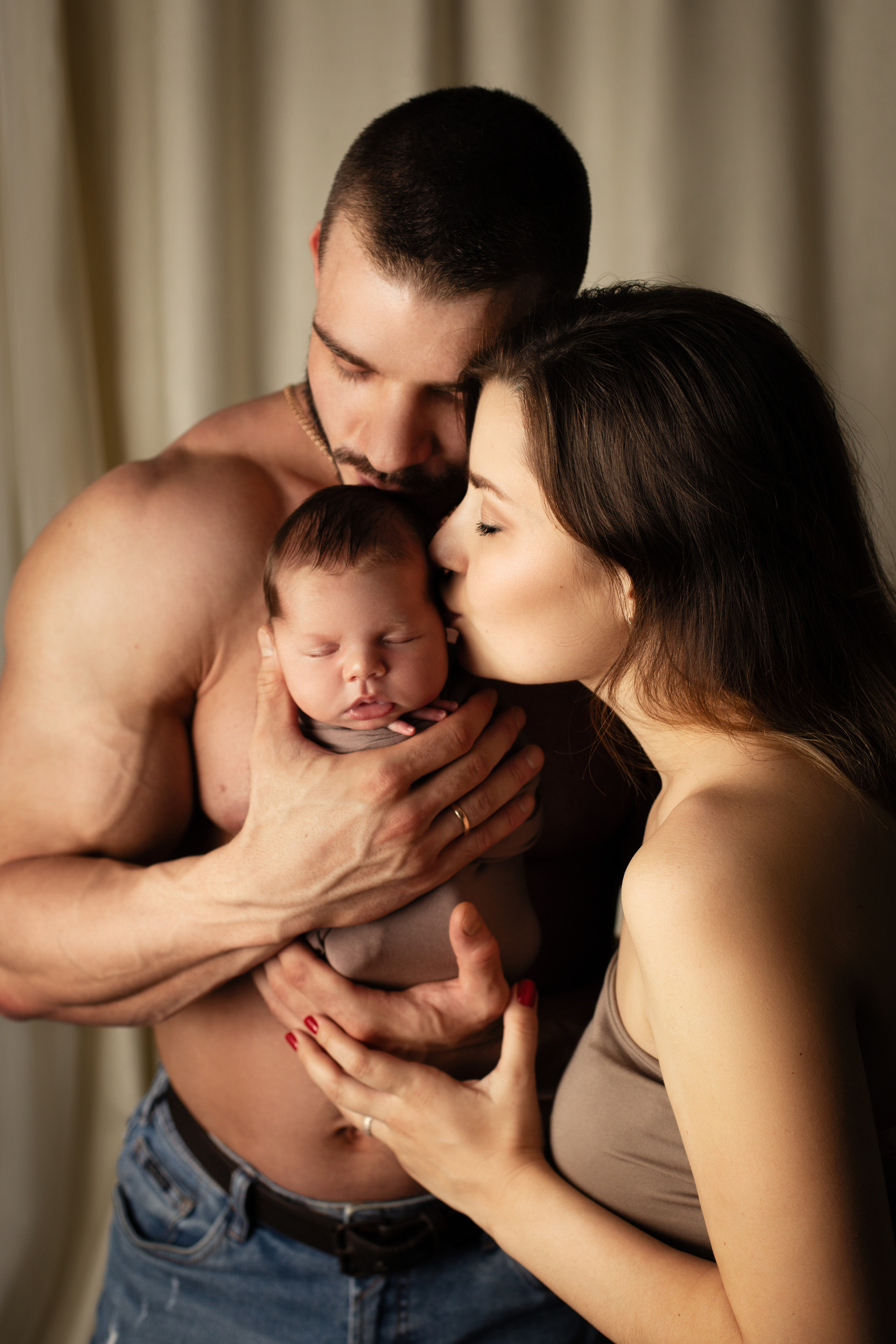 Новорожденные малыши. Фотограф Елена Зуйкова