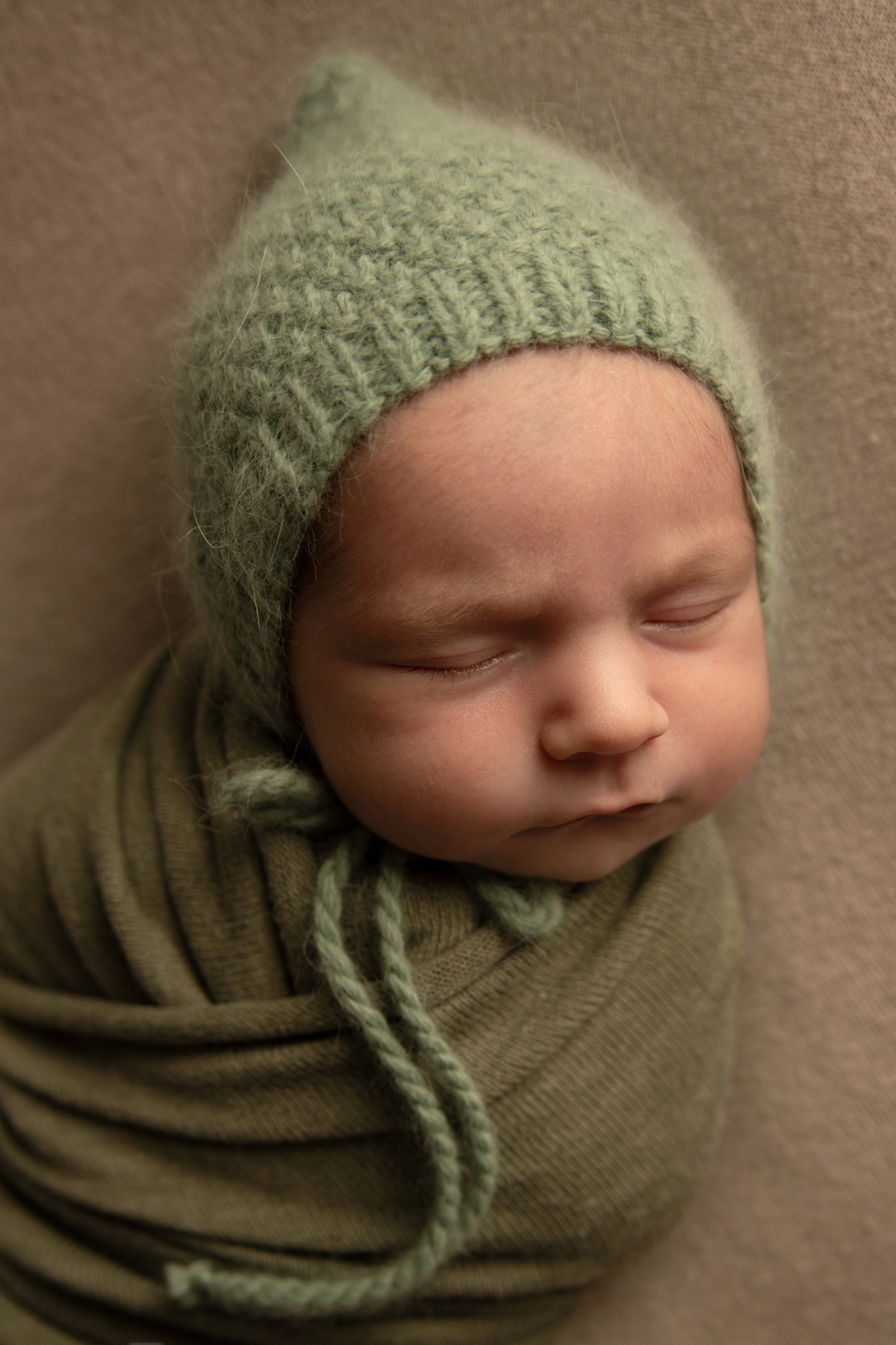 Новорожденные малыши. Фотограф Елена Зуйкова