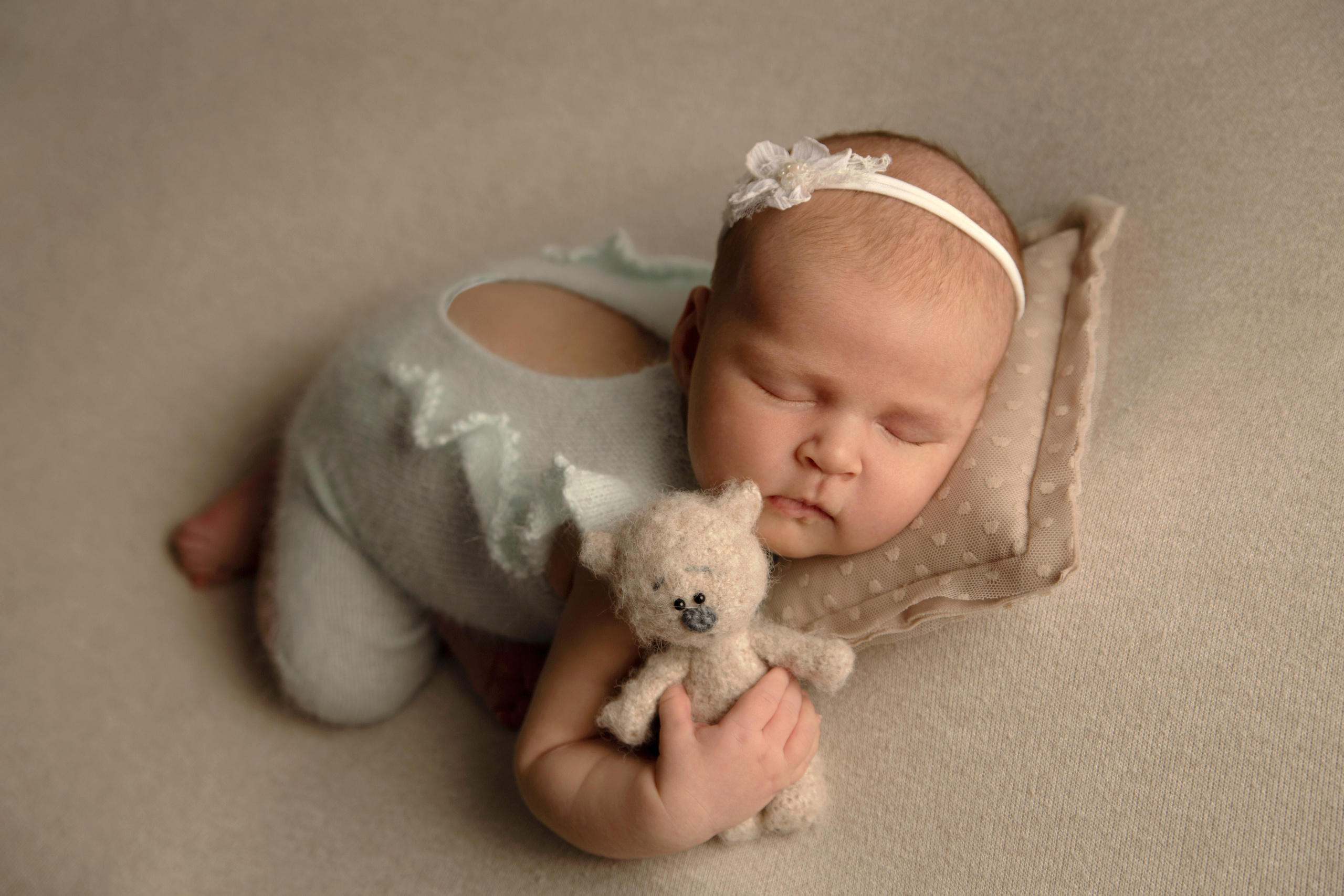 Новорожденные малыши. Пакеты. Фотограф Елена Зуйкова