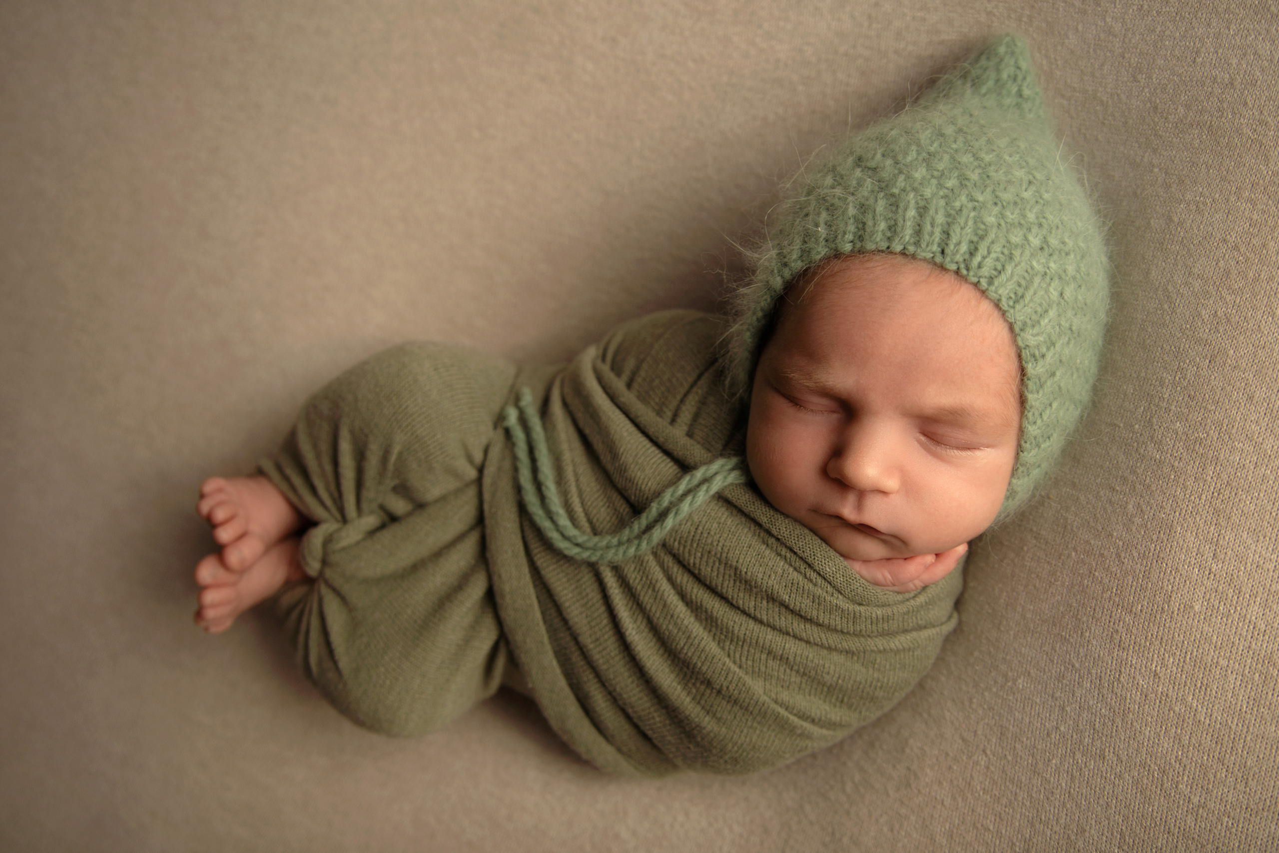 Новорожденные малыши. Фотограф Елена Зуйкова