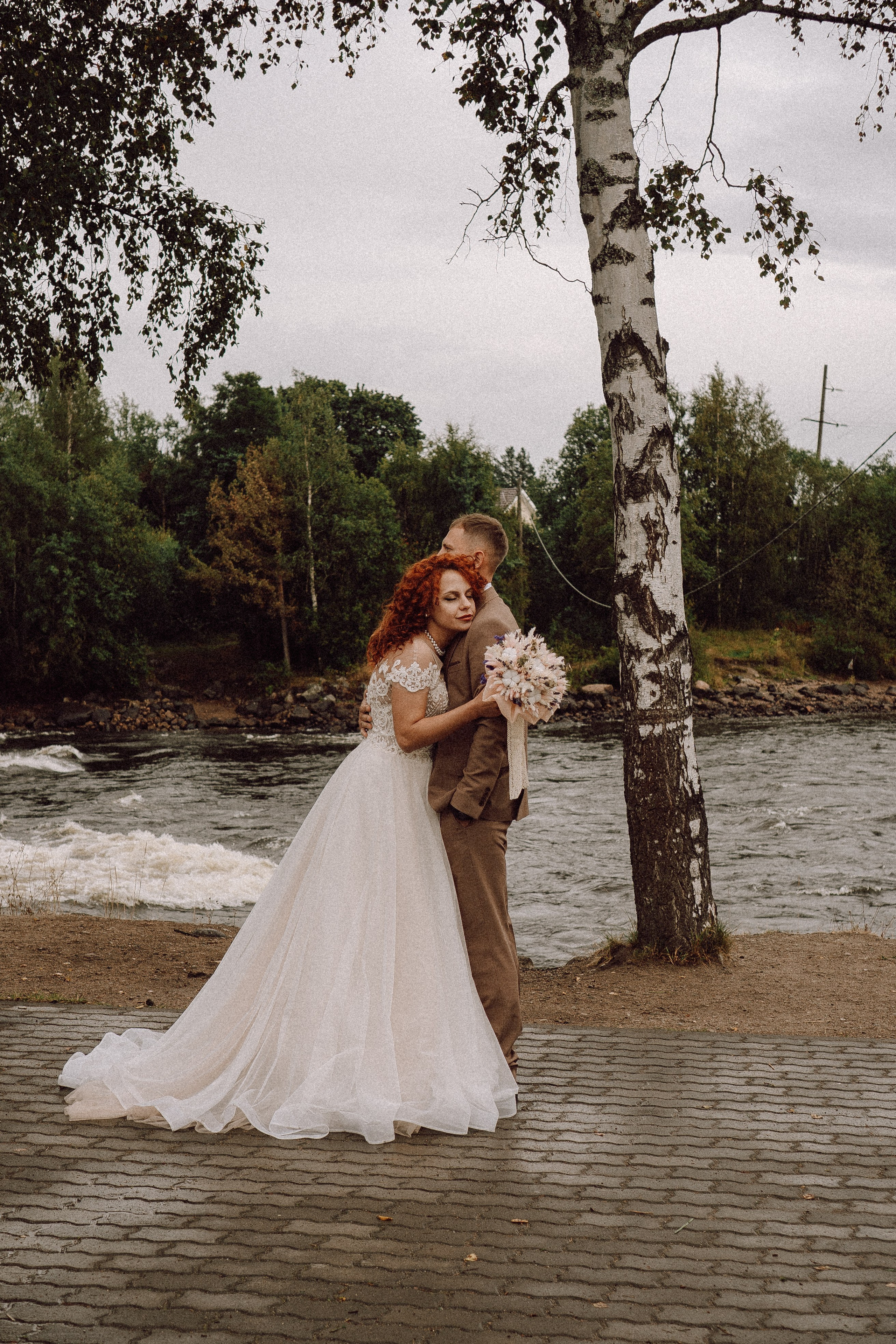 СВАДЕБНАЯ ФОТОСЕССИИЯ ПАРЫ В ГОРОДЕ ПРИОЗЕРСК В СОСНОВОМ ЛЕСУ И С ПИКАПОМ. Профессиональный фотограф, Санкт-Петербург — Виктория Богомолова