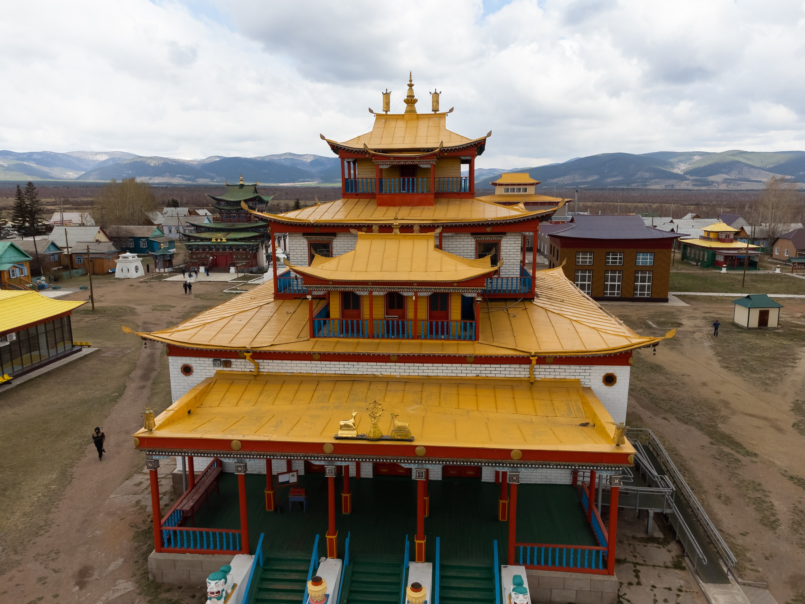 Иволгинский дацан, стоянка Чингисхана, Спящий лев, Меркитская крепость. Фотограф и видеооператор в Туле | Даниил Рыбак