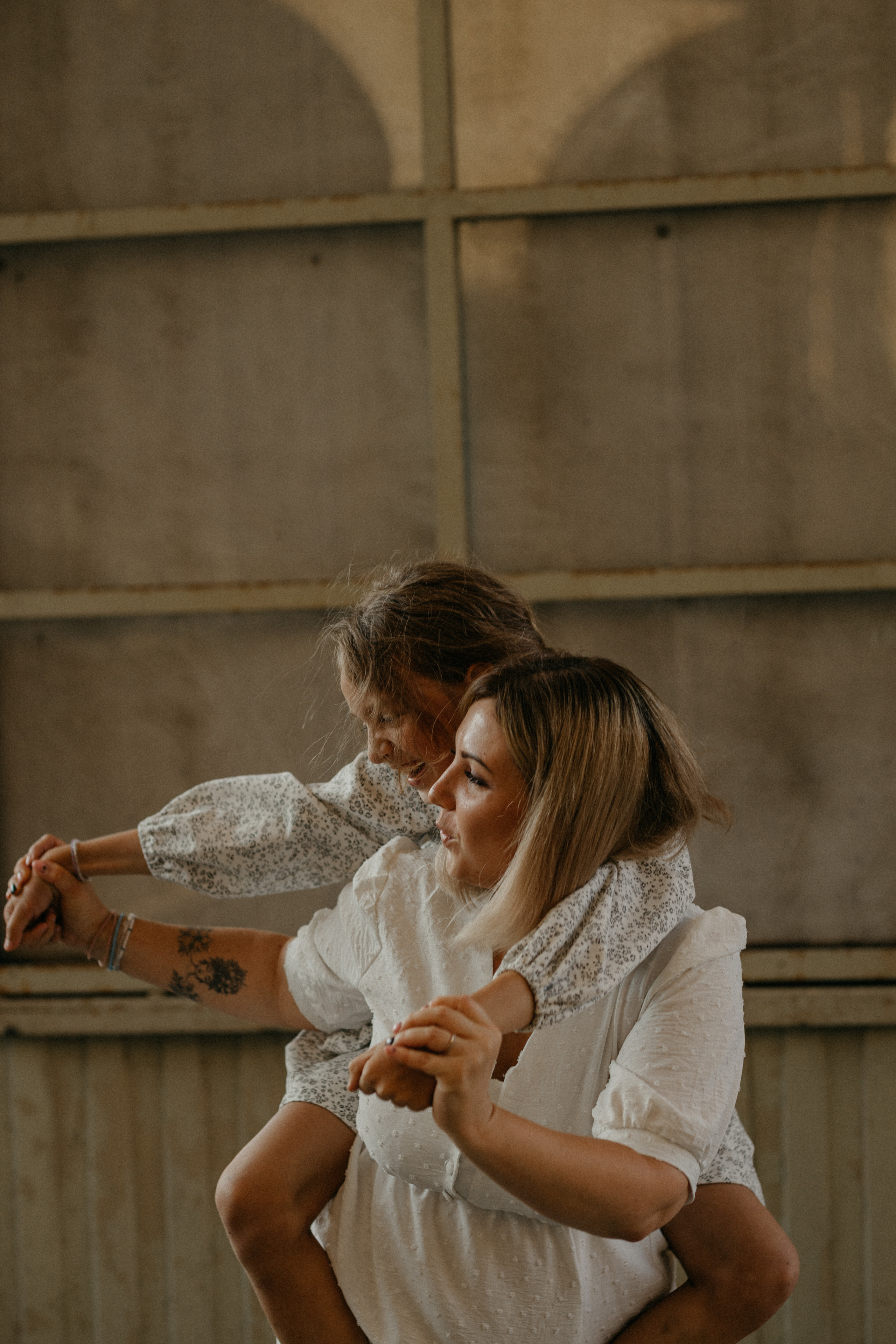 Вера и Мира. Свадебный фотограф Таня Караисаева