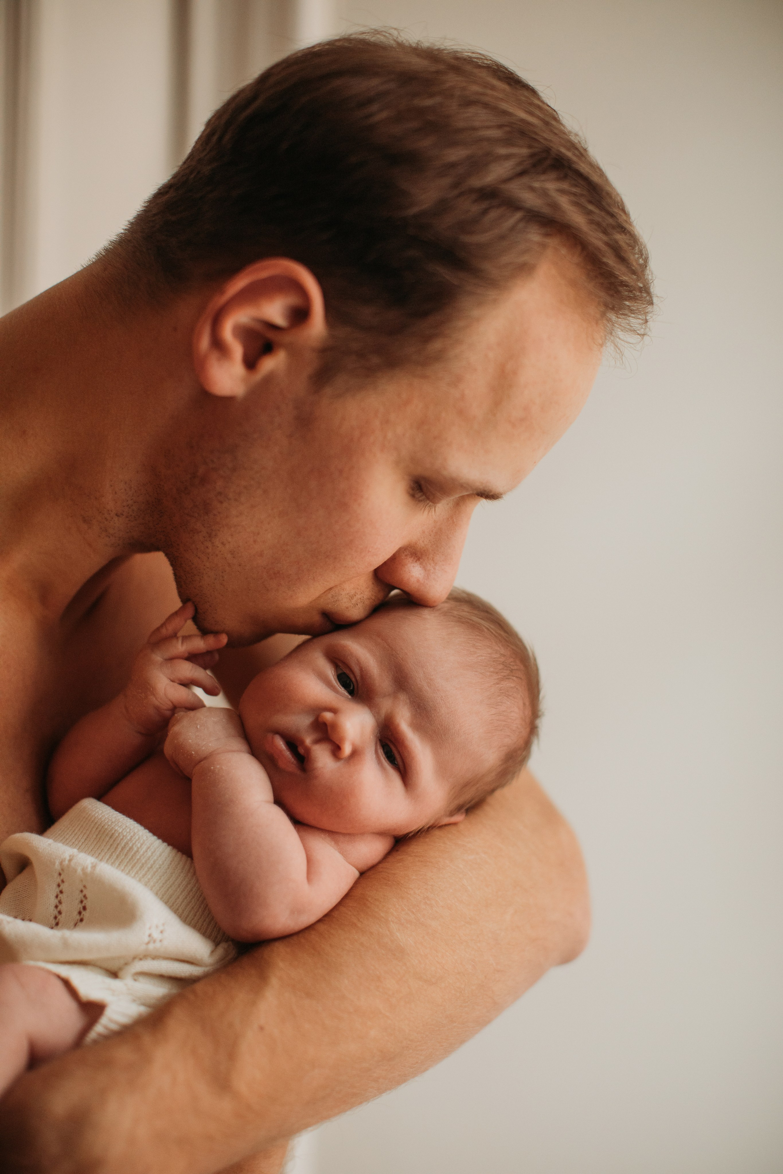 Фотосессия новорожденного в Великом Новгороде у вас дома. Фотограф новорожденных в г. Великий Новгород — Екатерина Новикова